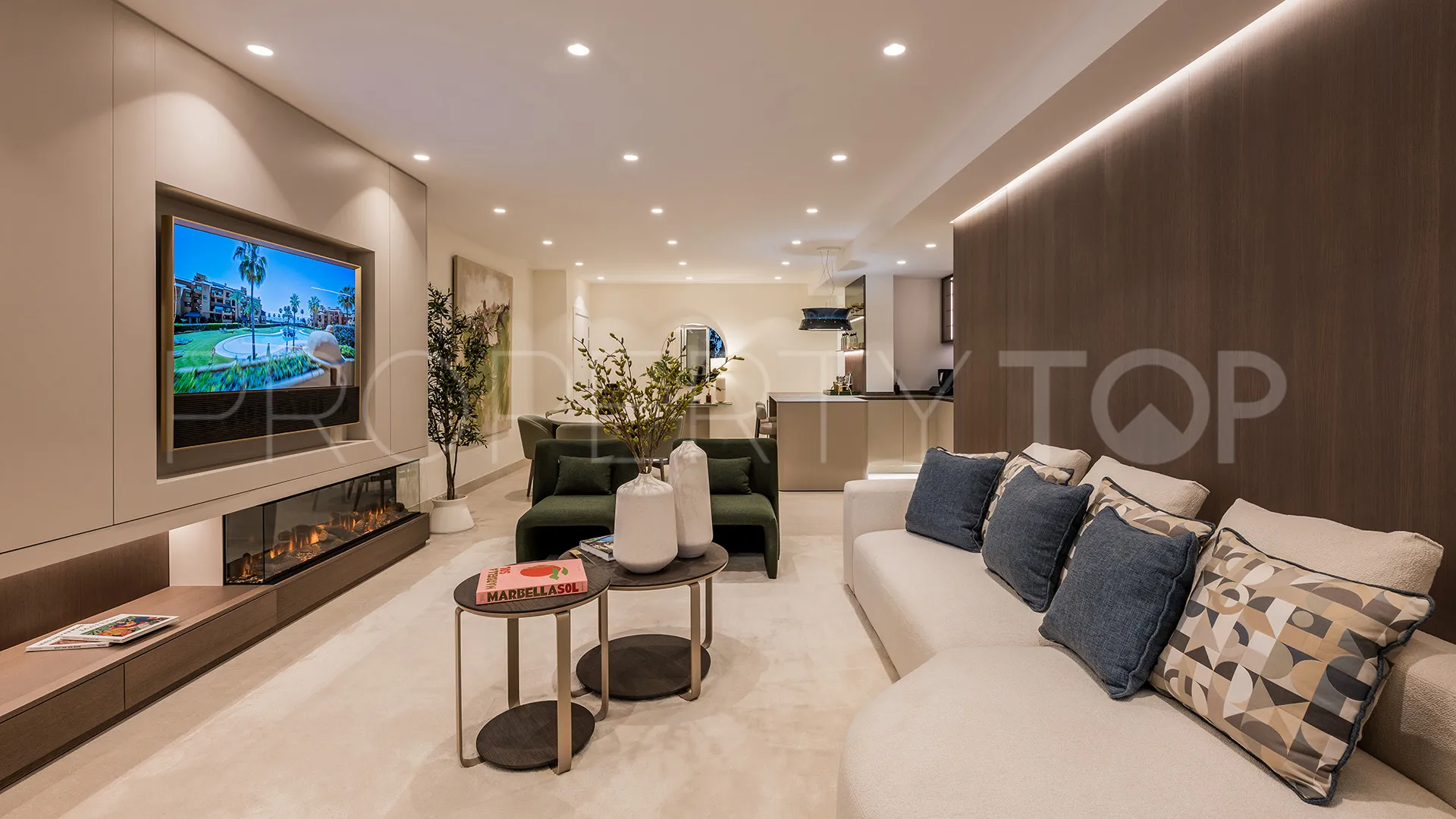 For sale Estepona ground floor apartment with 3 bedrooms