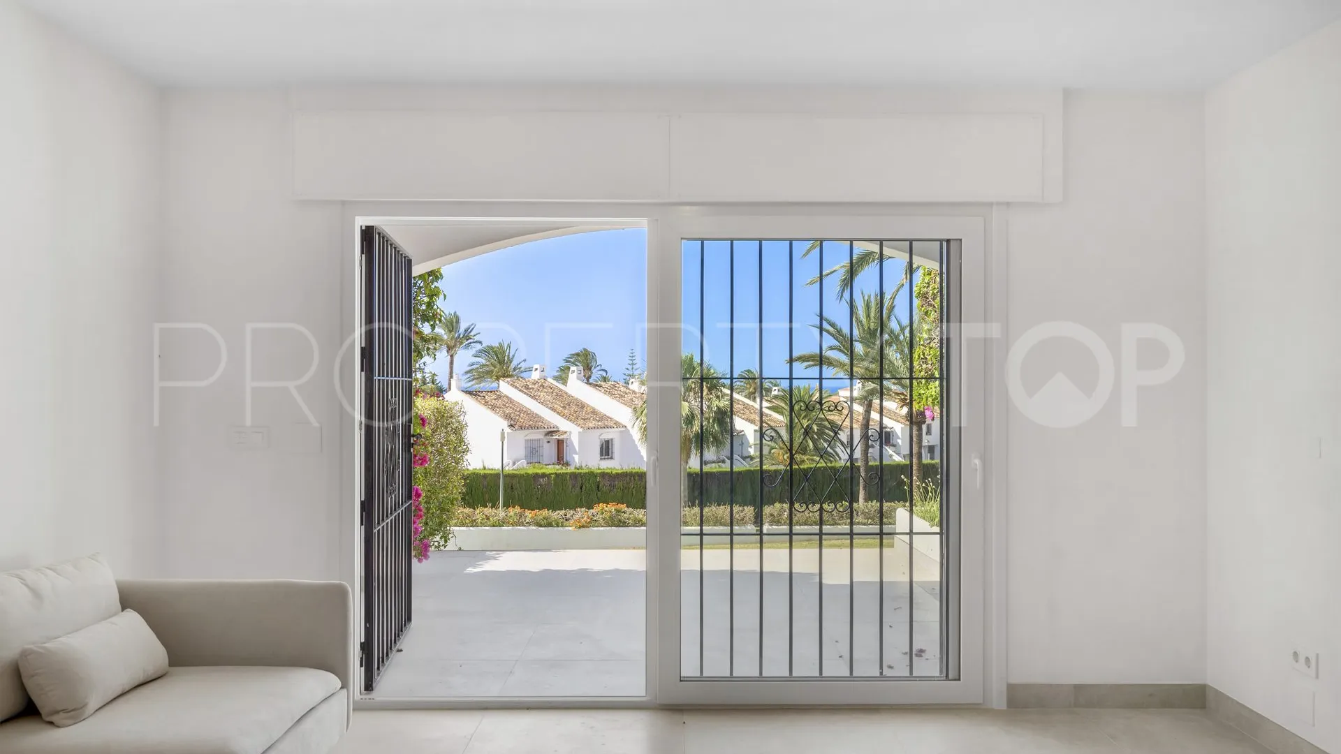Marbella, apartamento planta baja con 3 dormitorios en venta