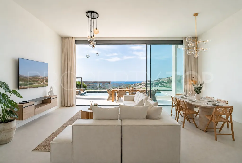Comprar villa con 3 dormitorios en Benahavis