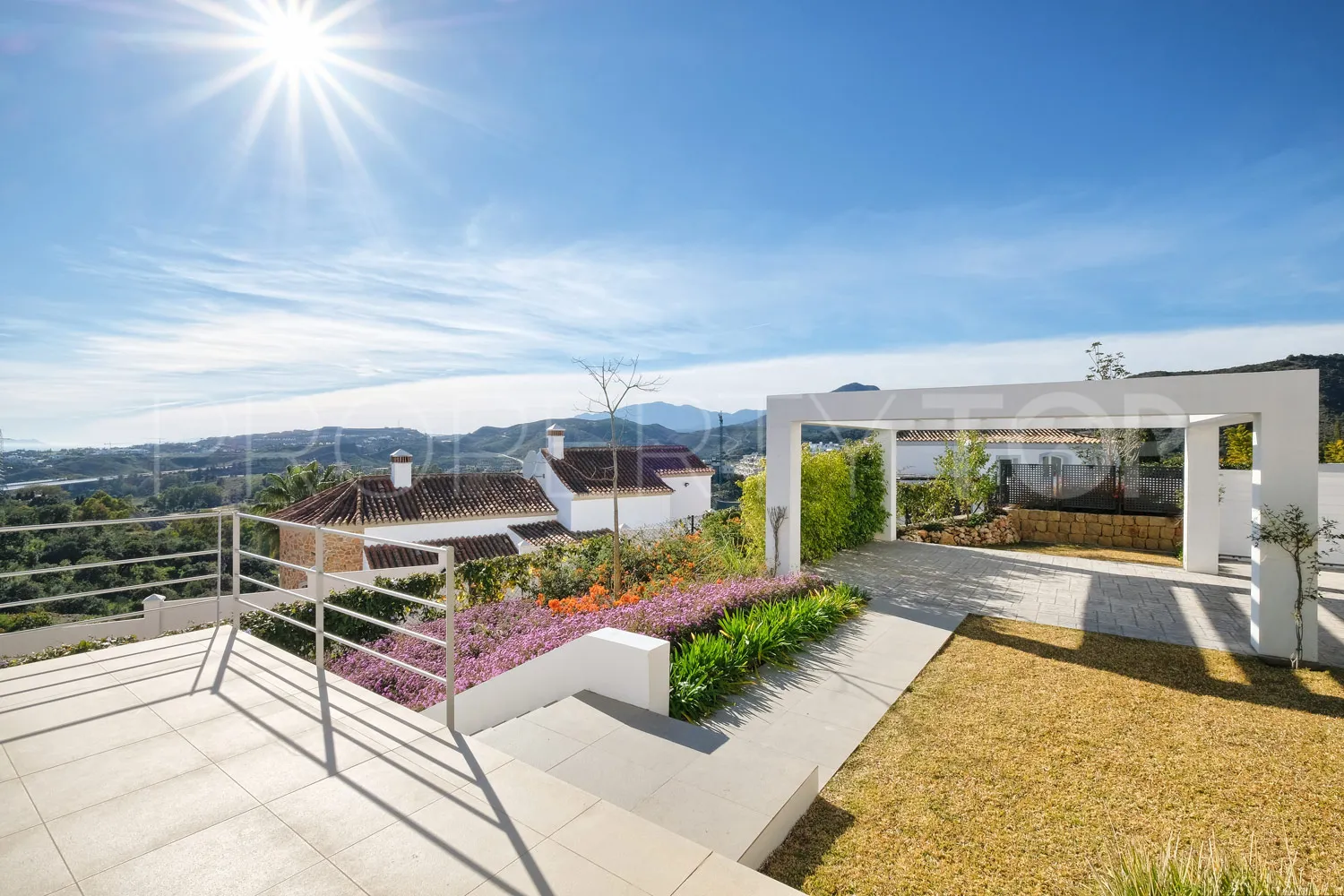 Villa for sale in Marbella