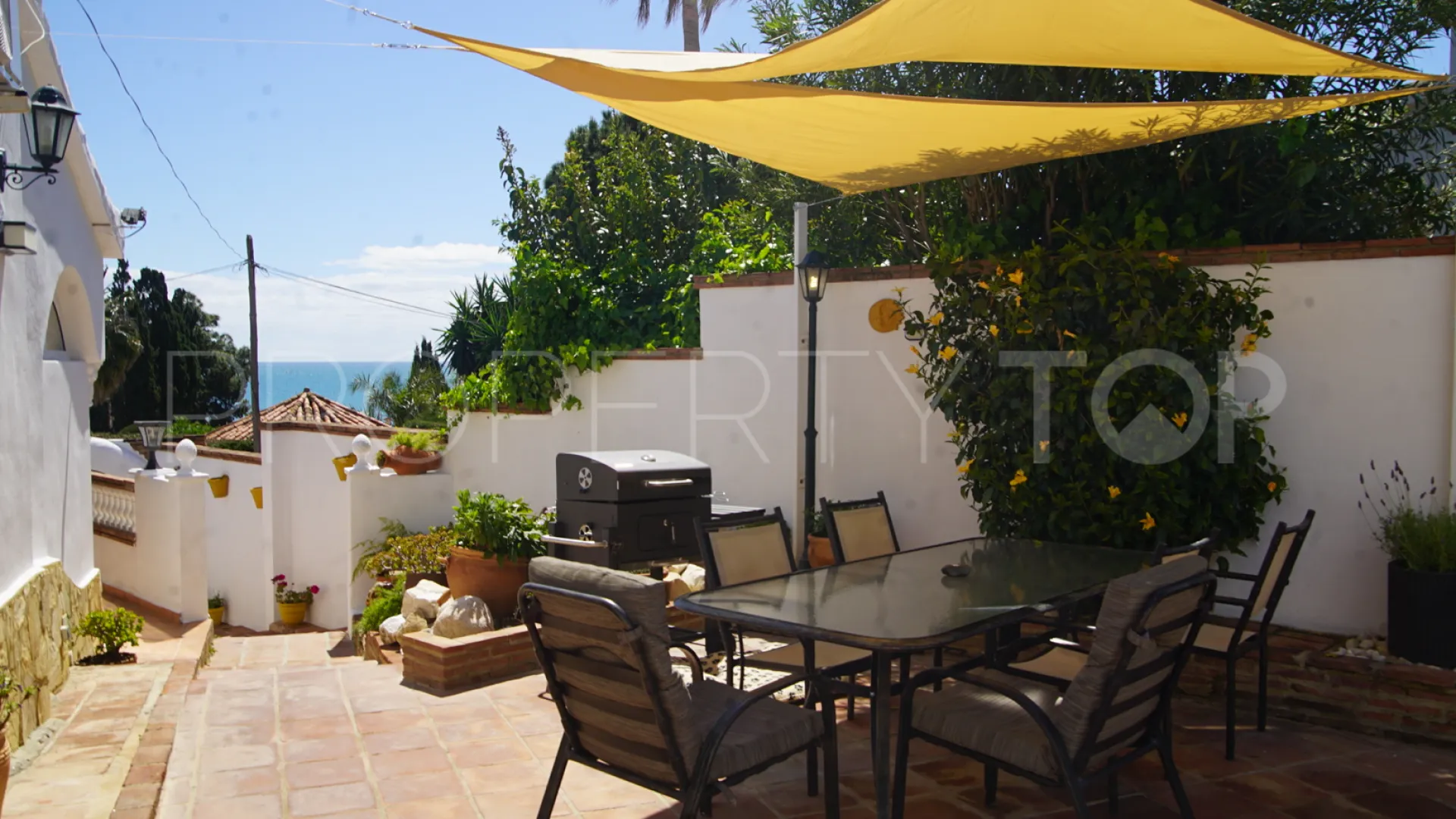 Villa for sale in El Chaparral with 4 bedrooms