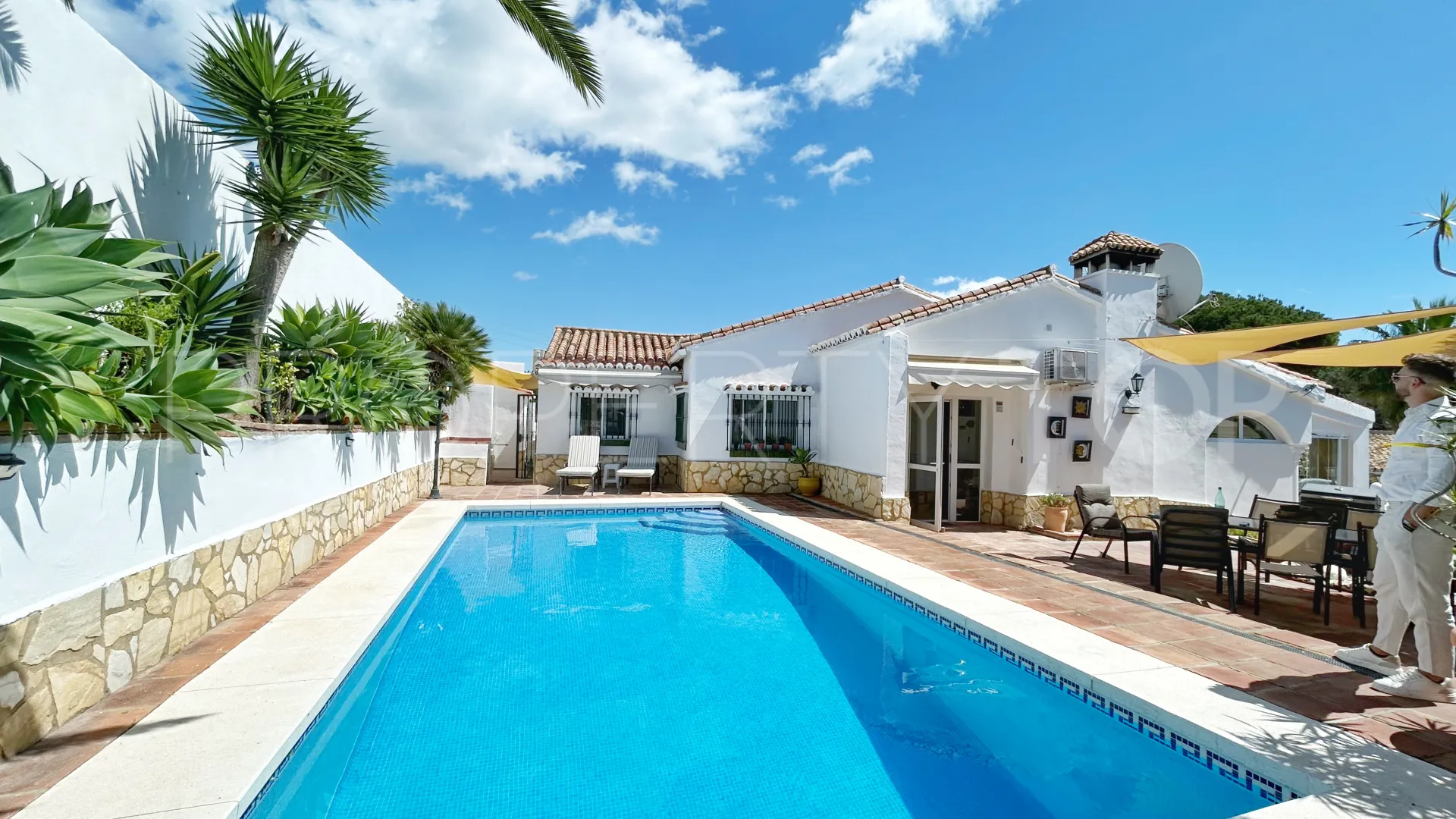 Villa for sale in El Chaparral with 4 bedrooms