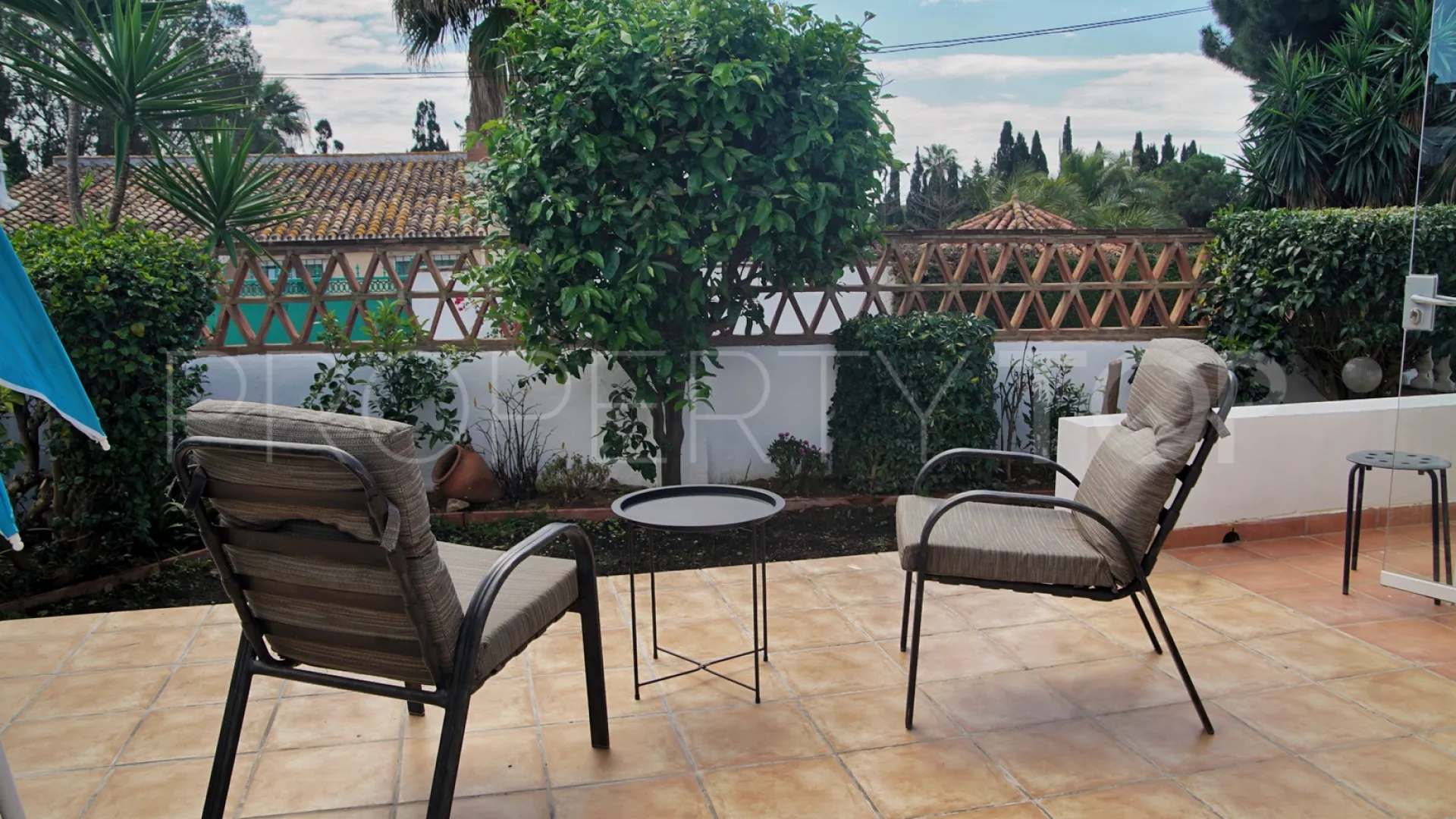 Villa for sale in El Chaparral with 4 bedrooms