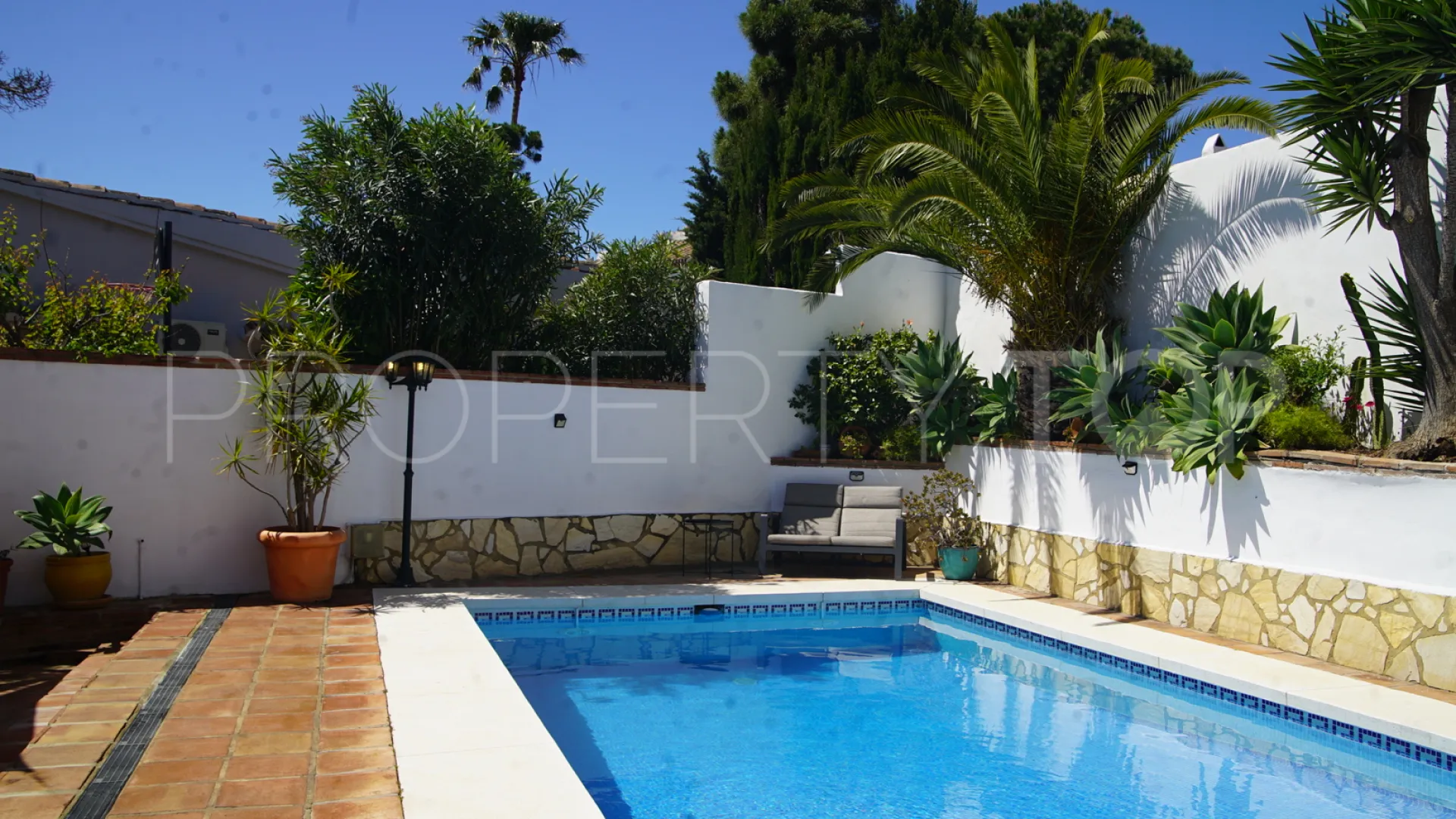 Villa for sale in El Chaparral with 4 bedrooms