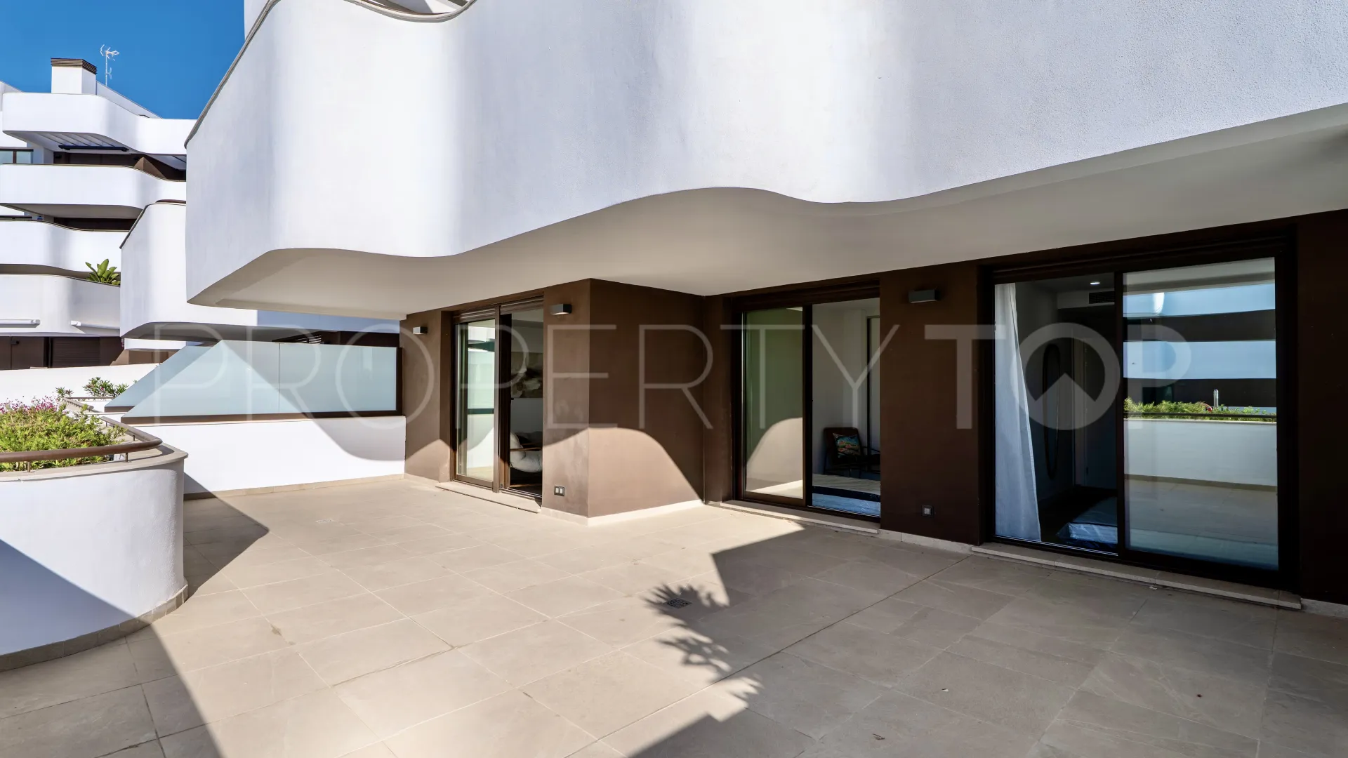 For sale Estepona 2 bedrooms apartment