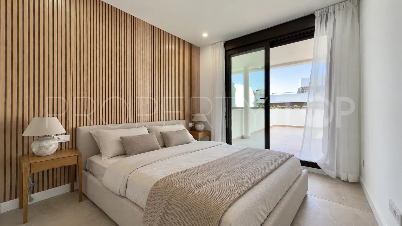 For sale Estepona 2 bedrooms apartment