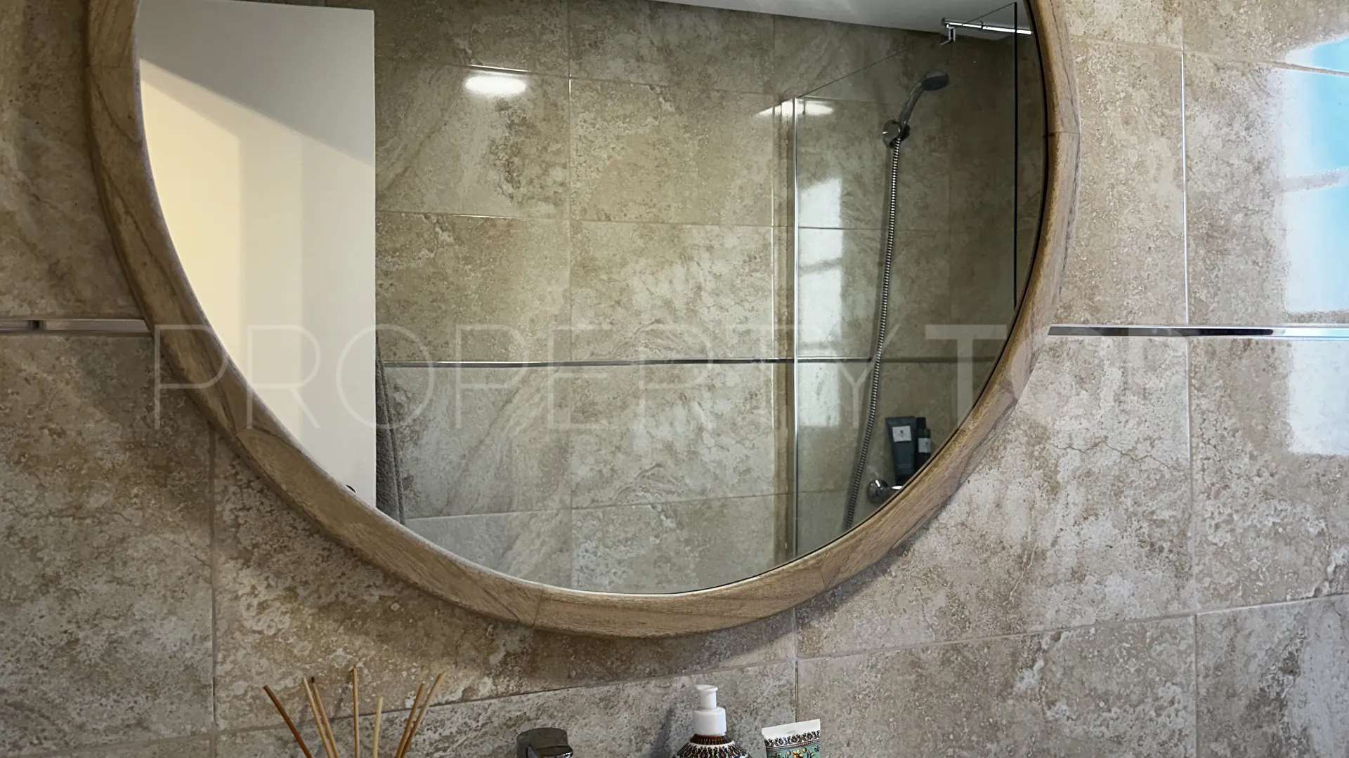 Apartamento de 1 dormitorio a la venta en Puerto La Duquesa