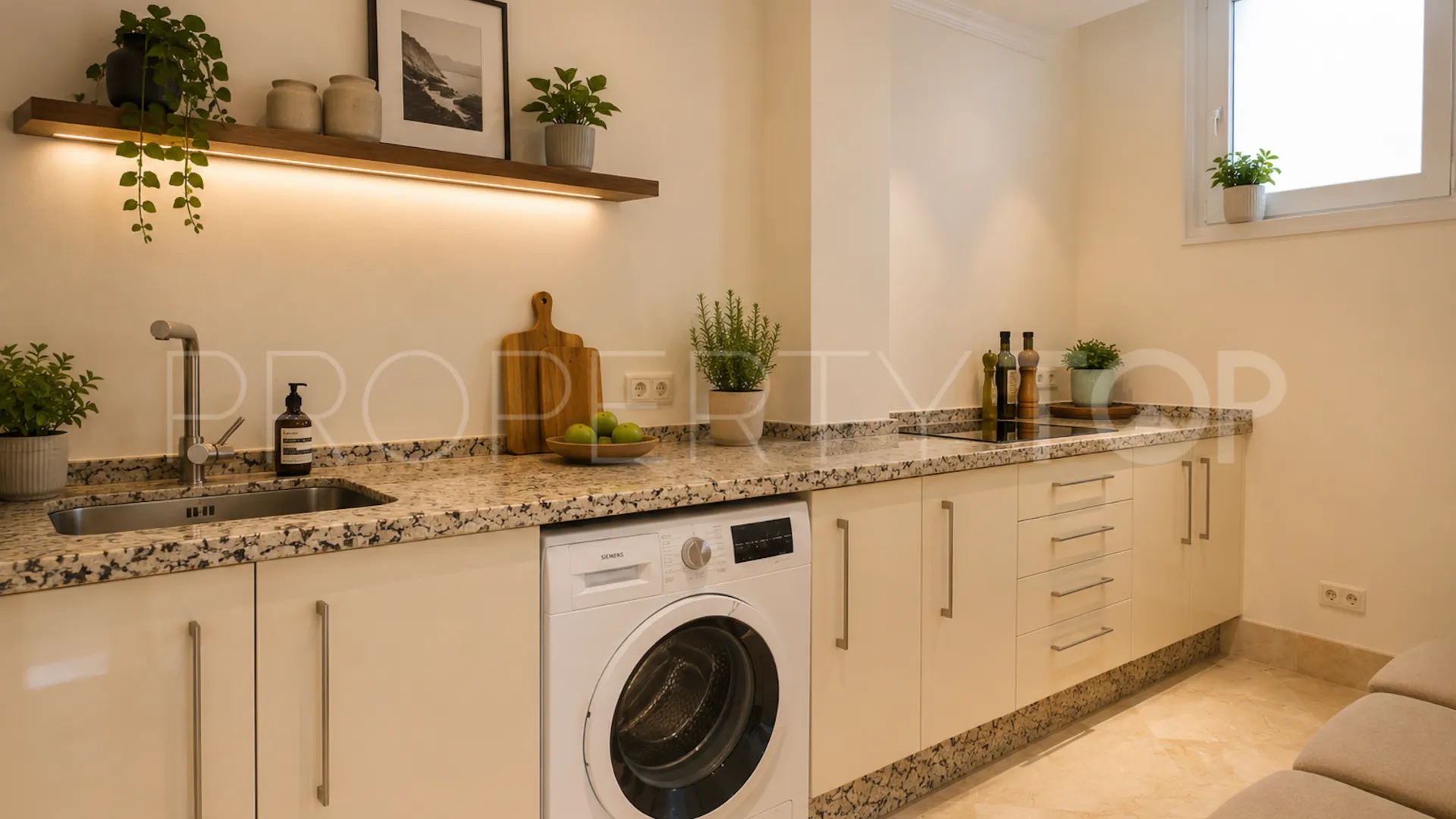 For sale villa in Los Arqueros with 6 bedrooms