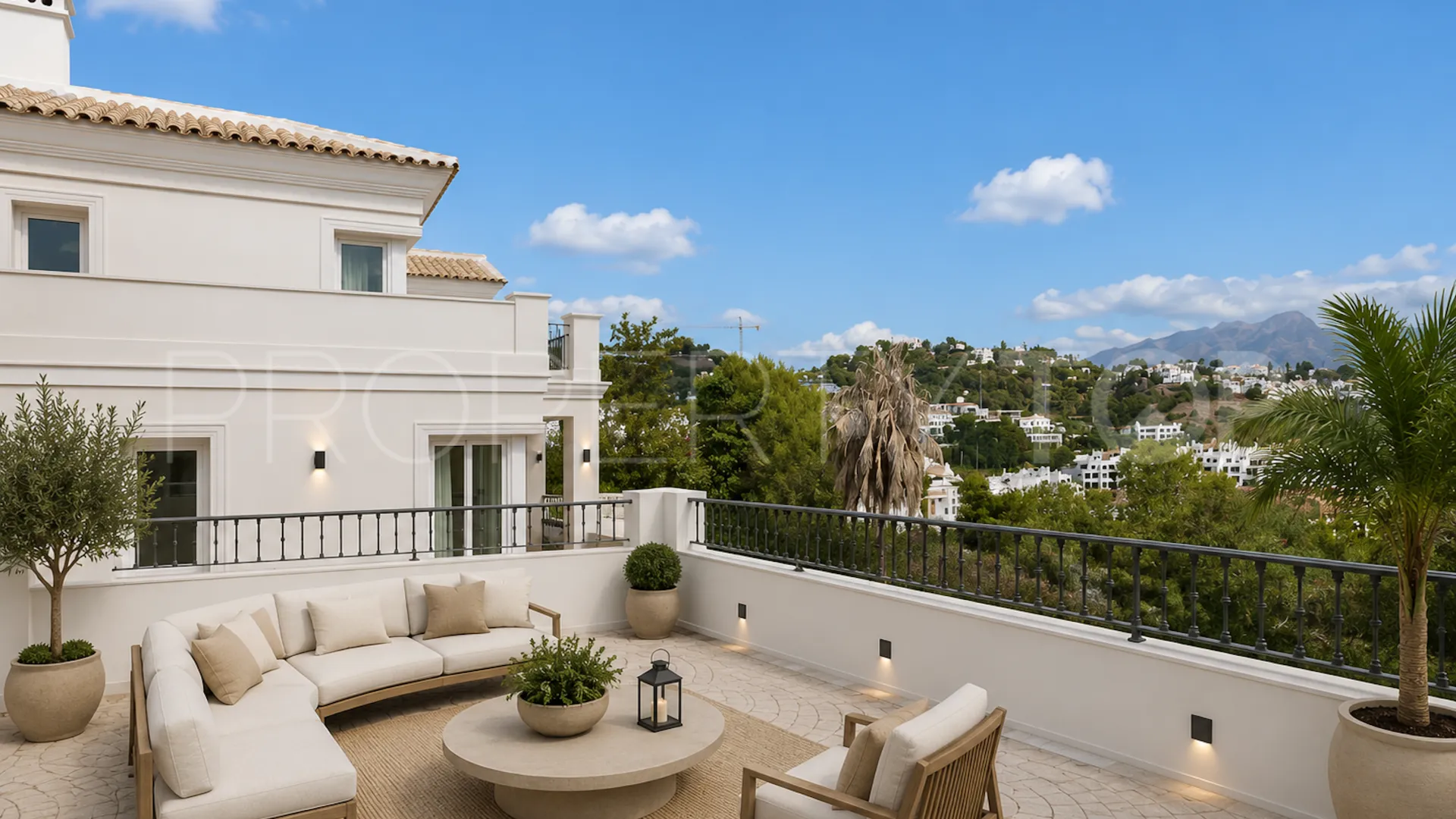 For sale villa in Los Arqueros with 6 bedrooms