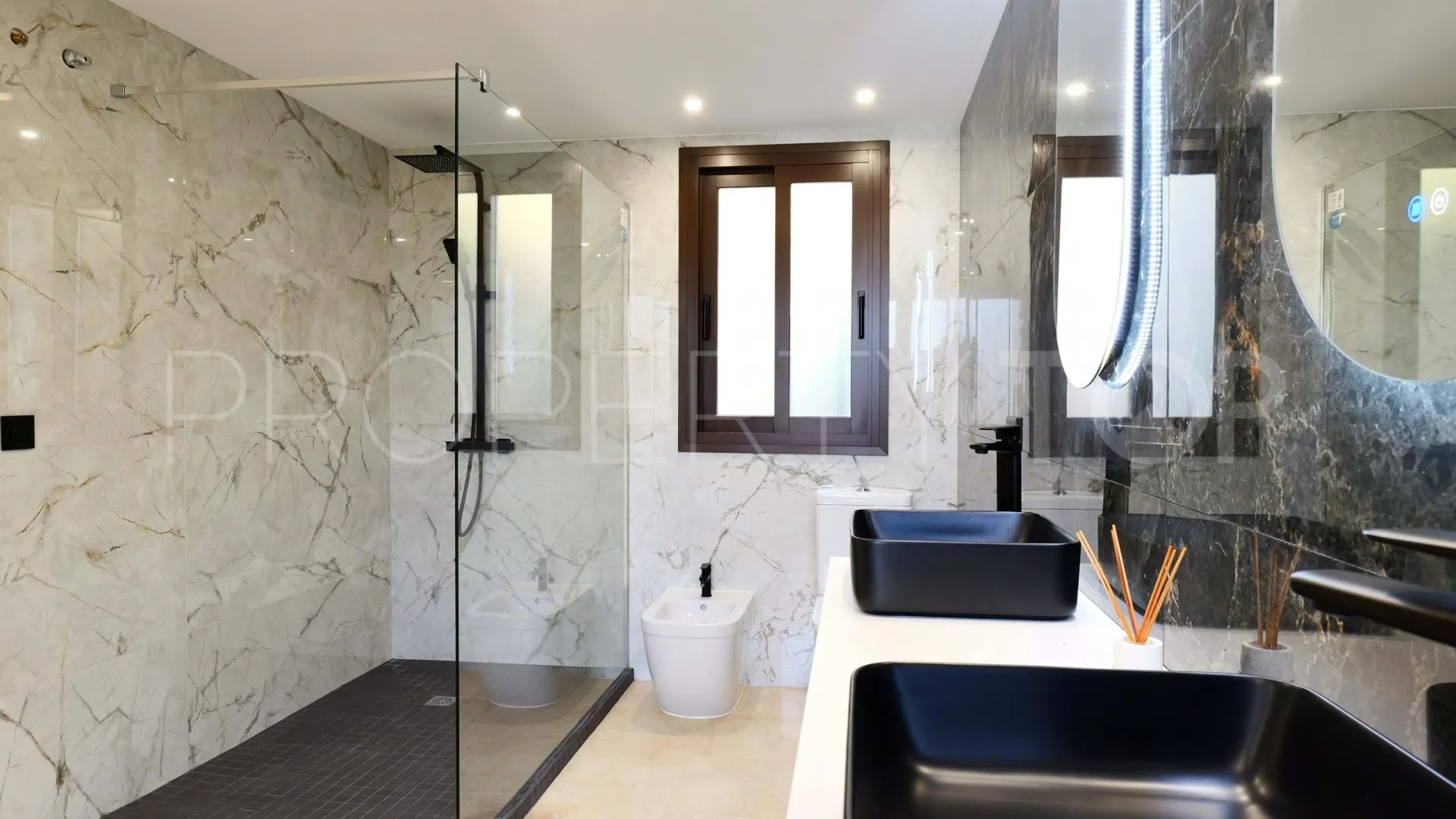 For sale 4 bedrooms villa in Los Arqueros