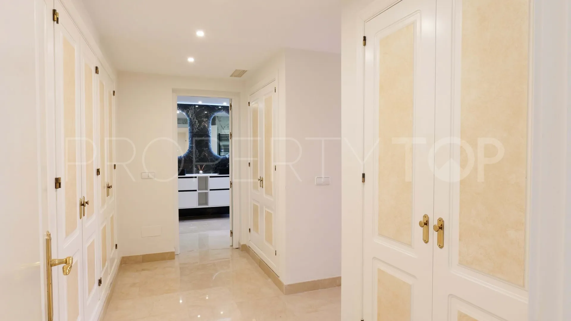 For sale 4 bedrooms villa in Los Arqueros