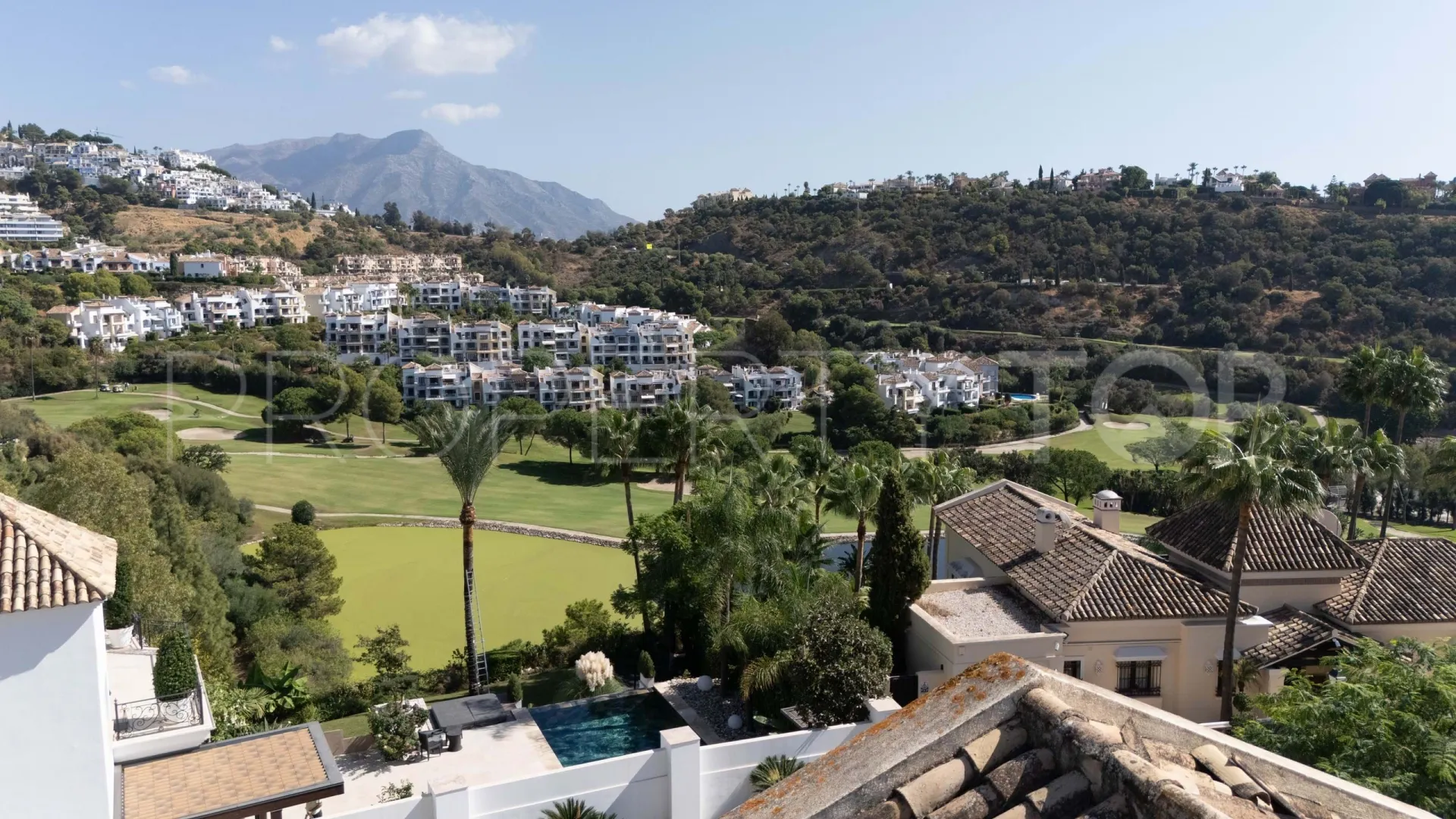 For sale 4 bedrooms villa in Los Arqueros