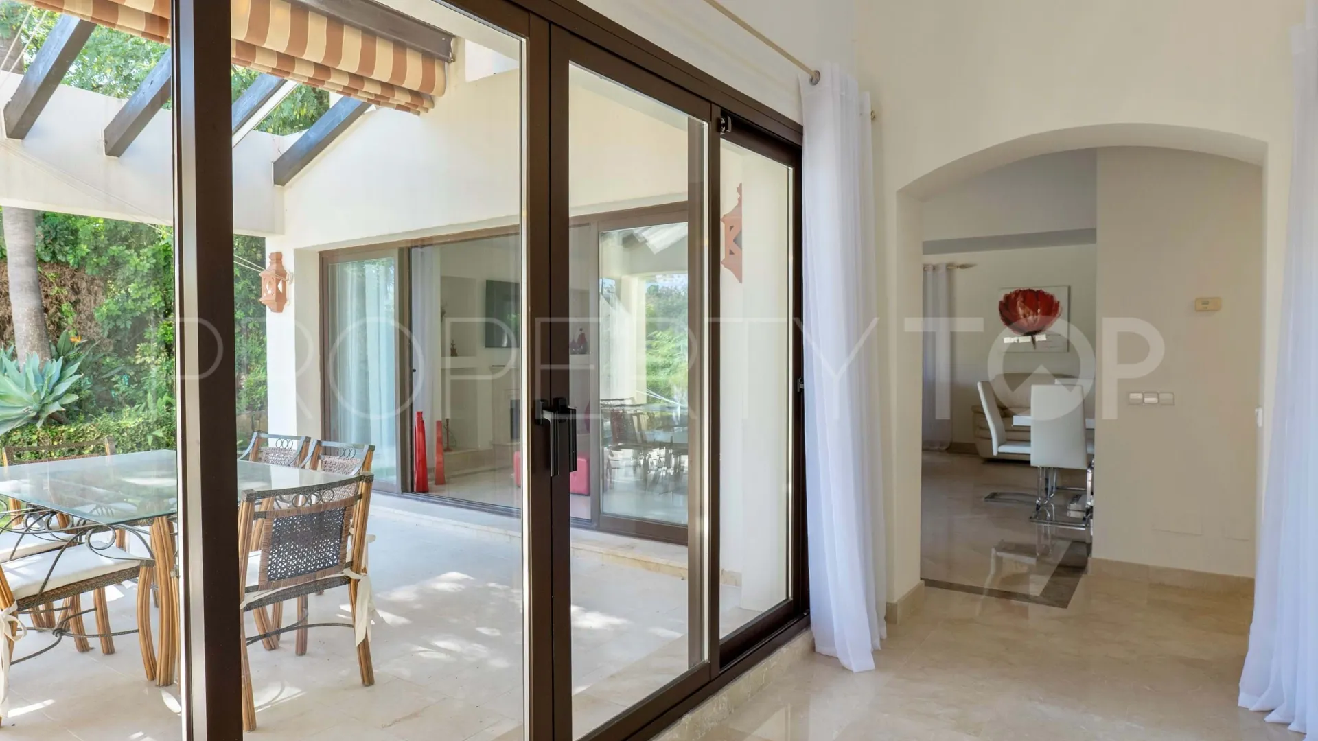 For sale 4 bedrooms villa in Los Arqueros