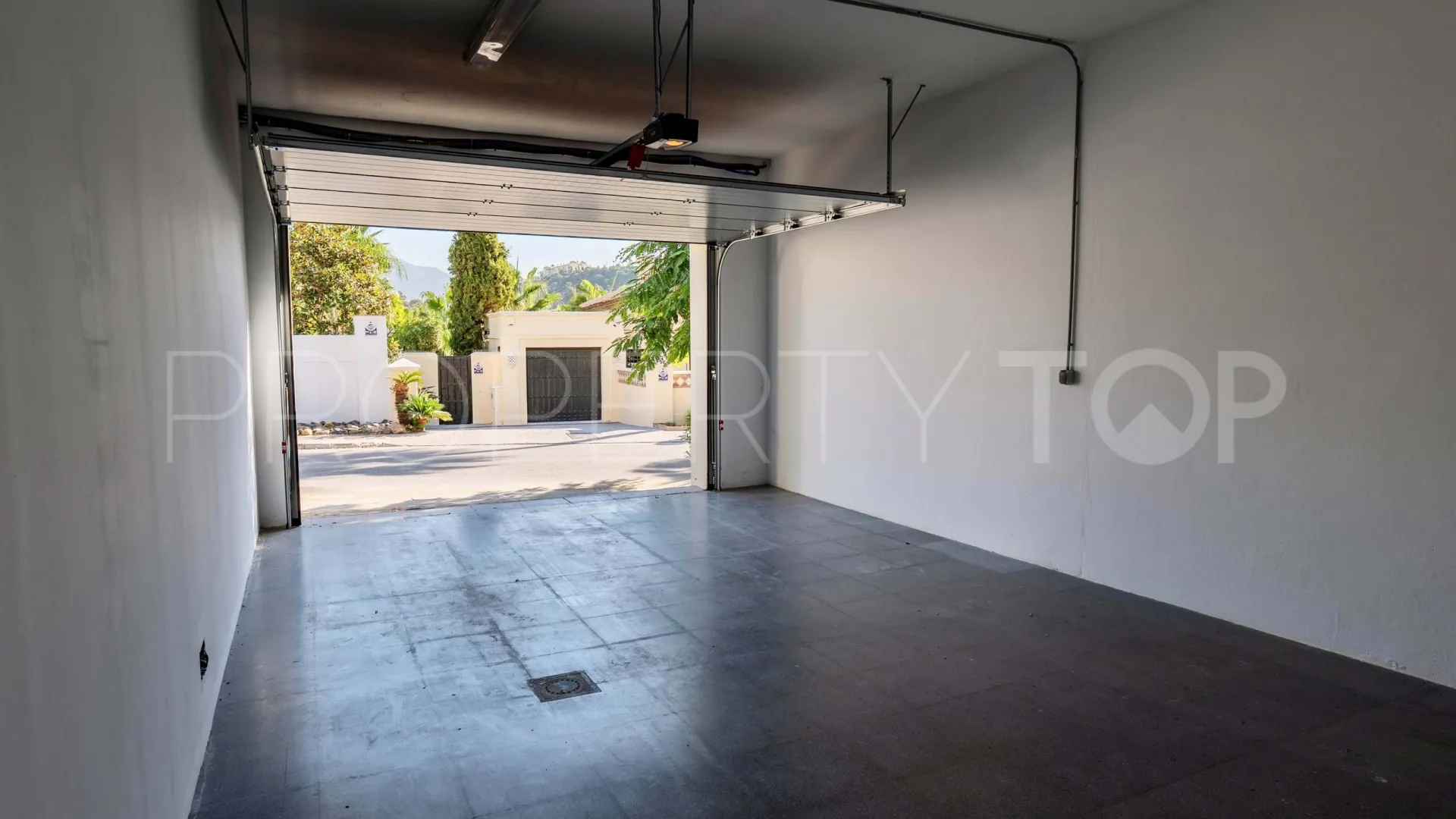For sale 4 bedrooms villa in Los Arqueros