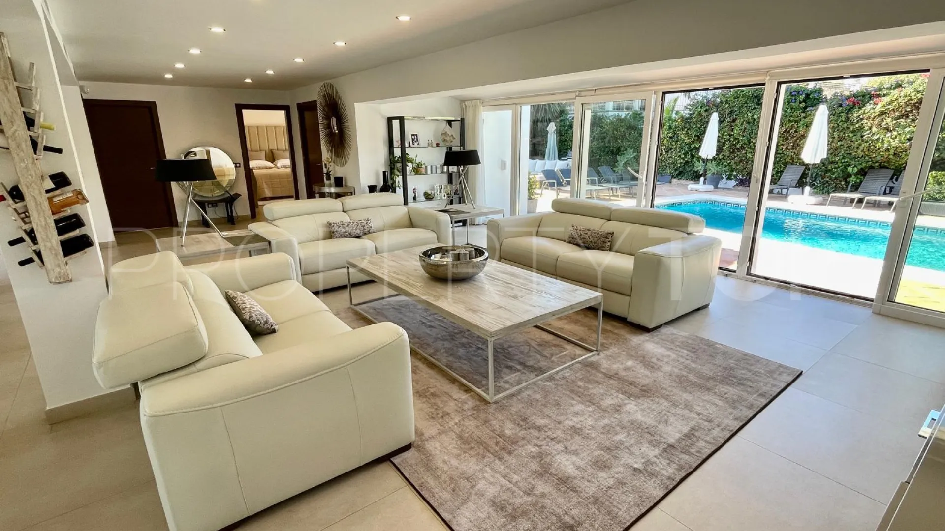 Villa for sale in San Pedro de Alcantara