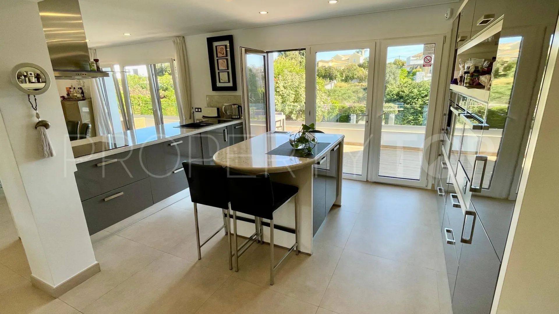 Villa for sale in San Pedro de Alcantara