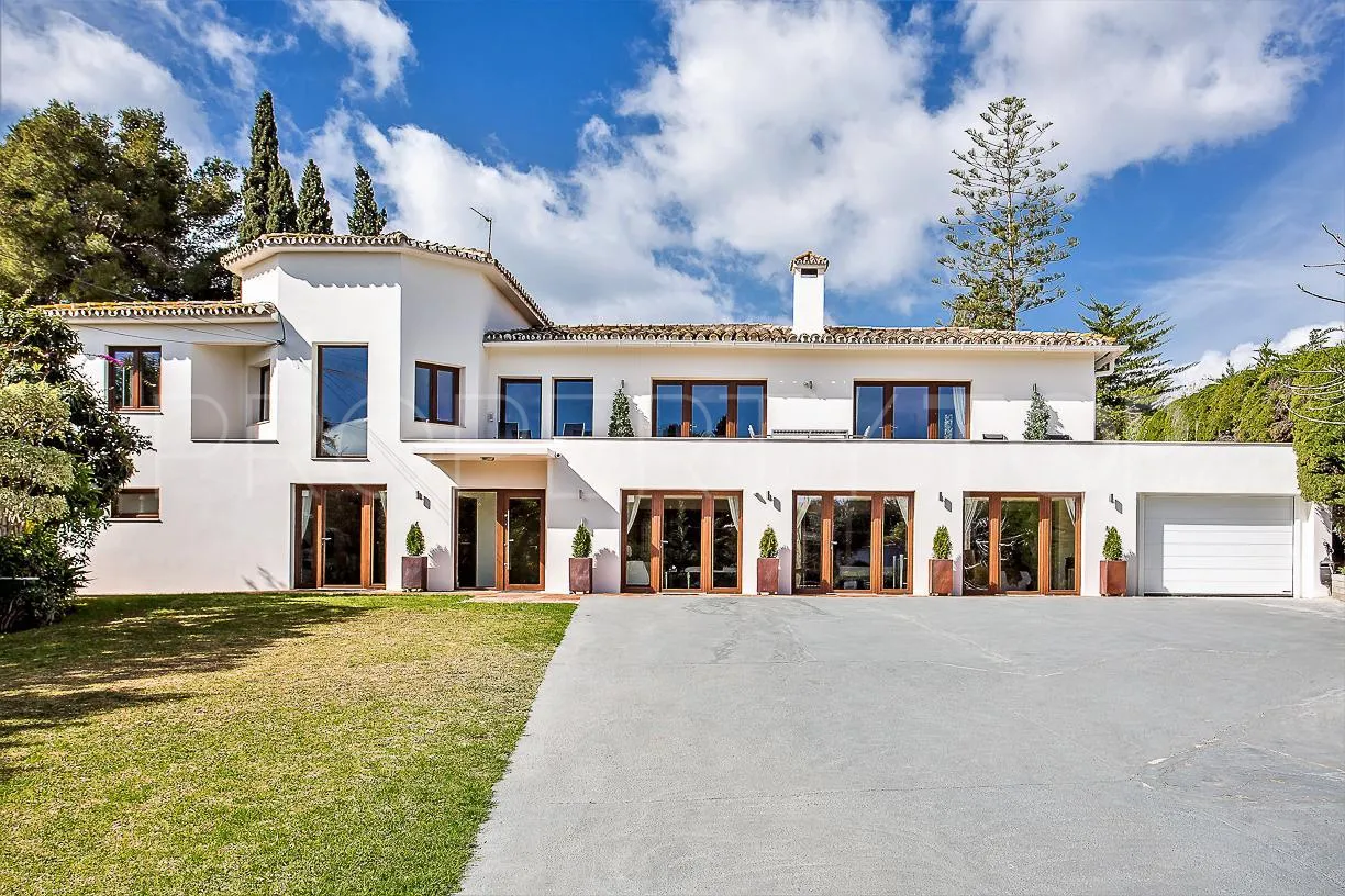 Villa for sale in San Pedro de Alcantara