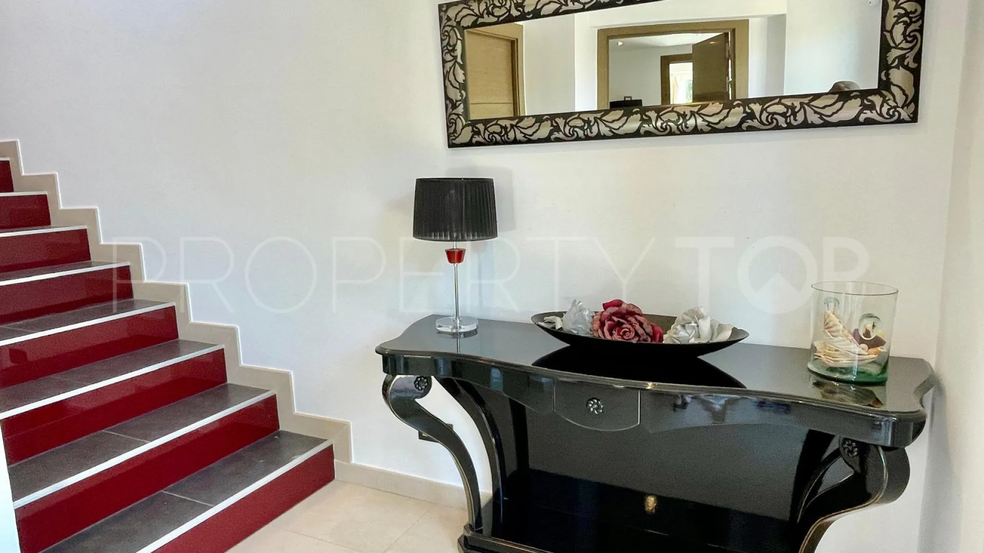 Villa for sale in San Pedro de Alcantara