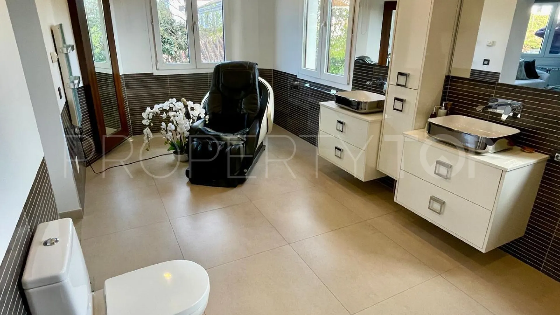 Villa for sale in San Pedro de Alcantara