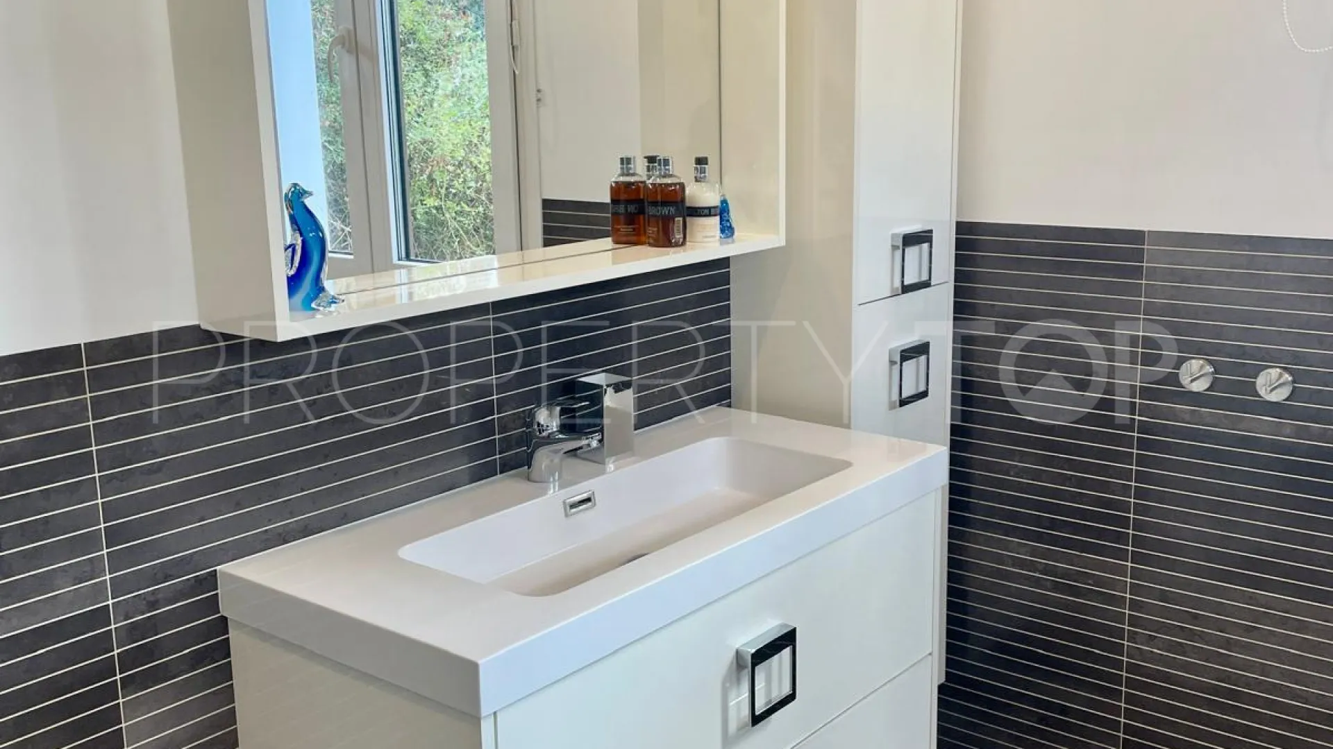 Villa for sale in San Pedro de Alcantara