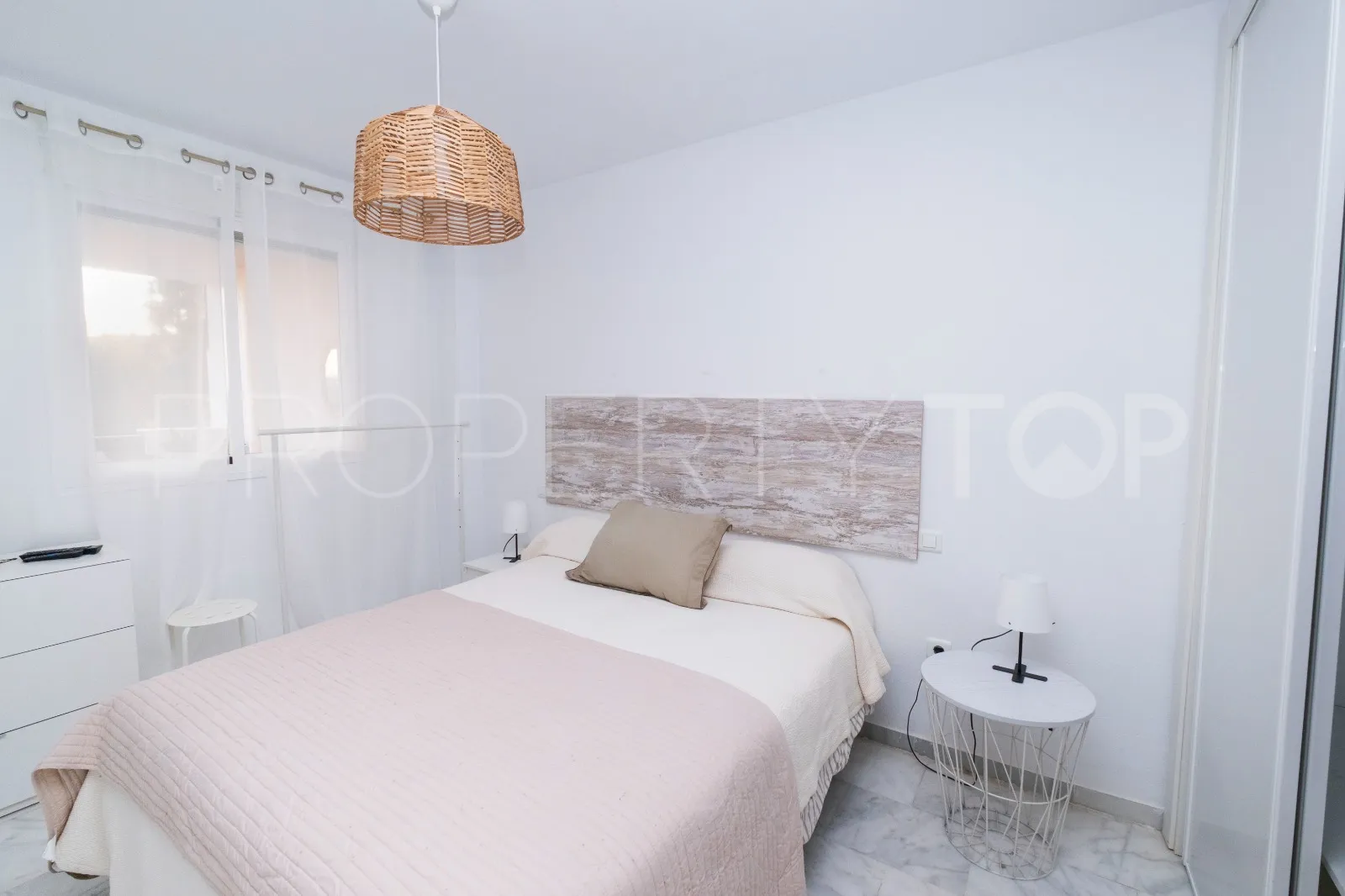 Apartment for sale in Casares