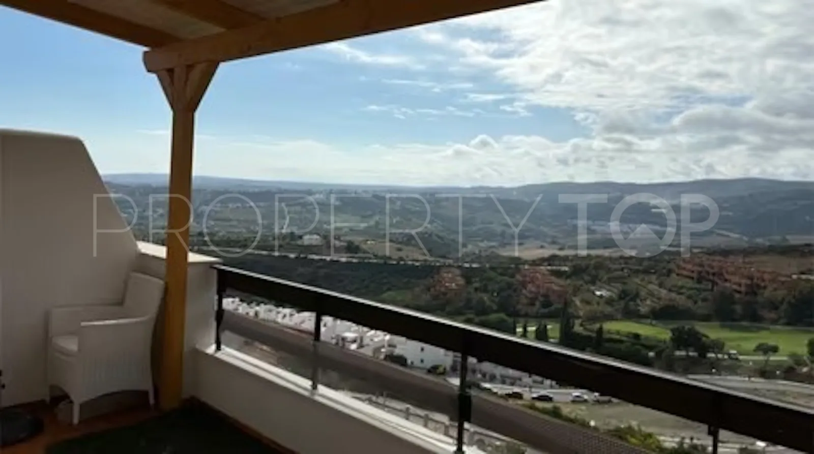 Casares penthouse for sale