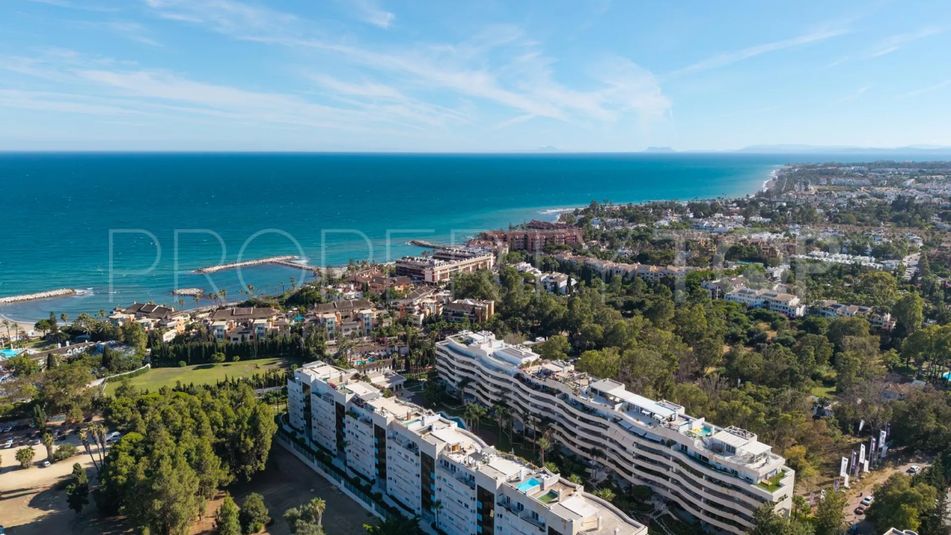 For sale penthouse with 3 bedrooms in El Embrujo Banús