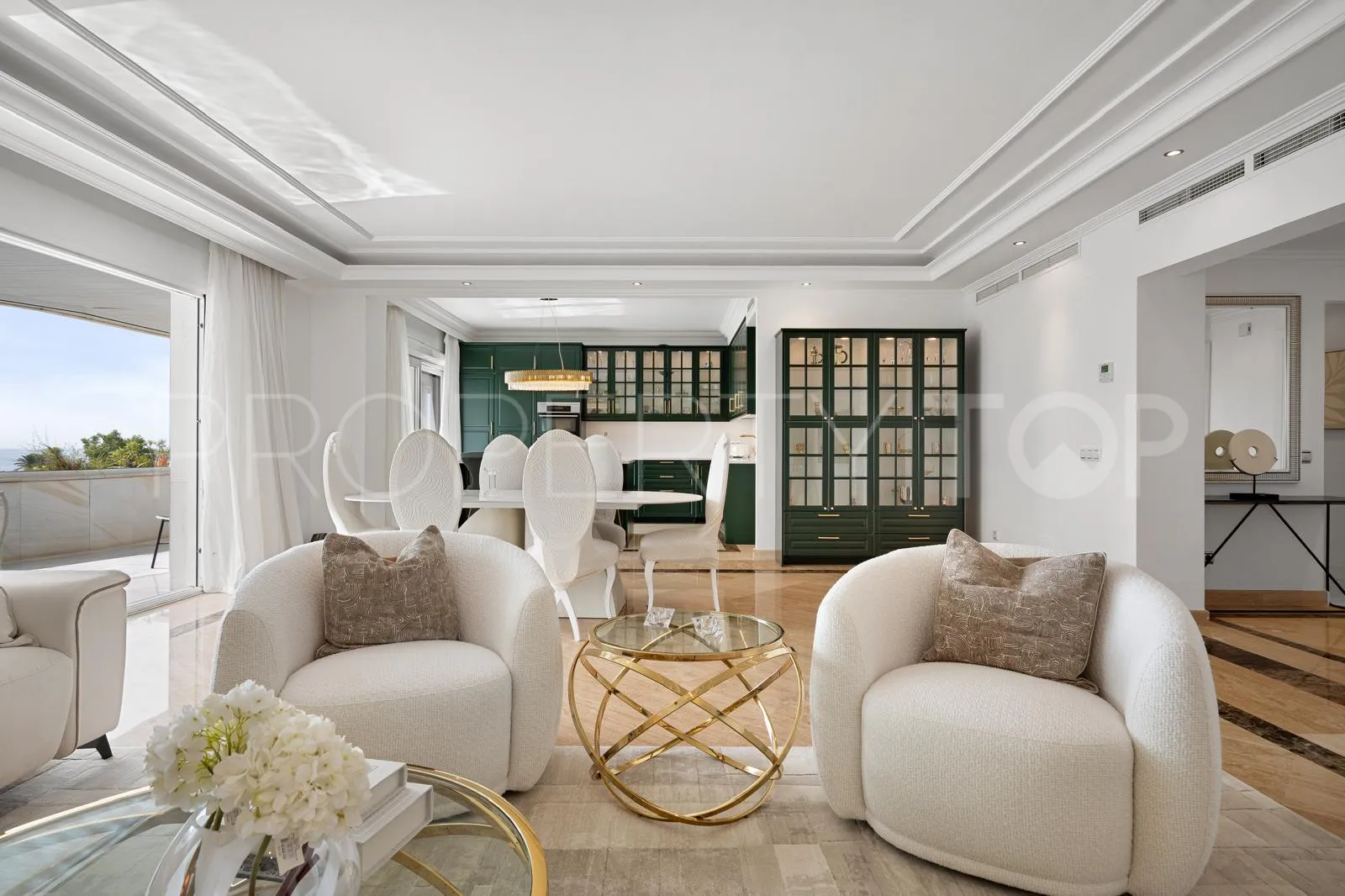 For sale penthouse with 3 bedrooms in El Embrujo Banús