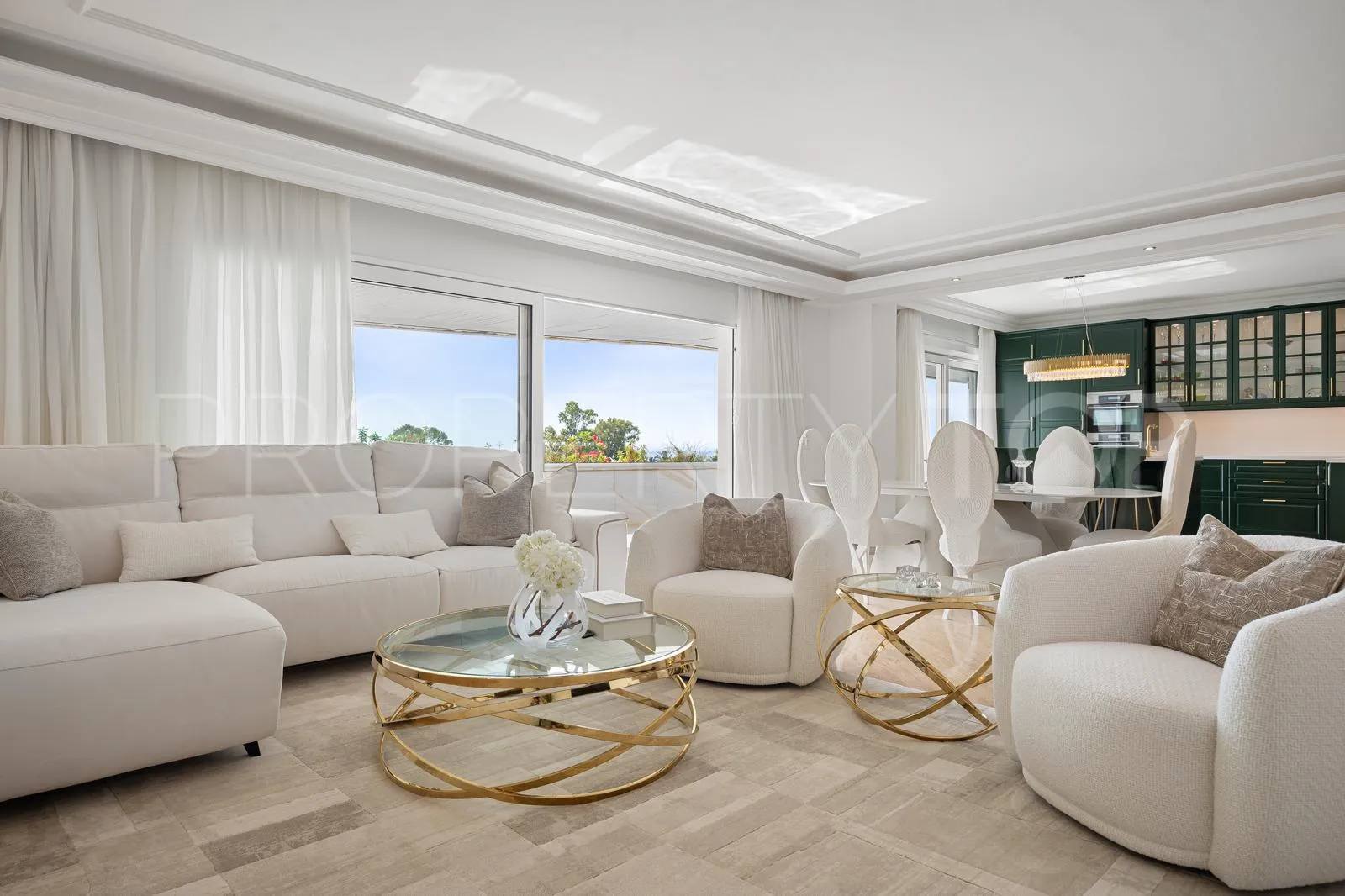 For sale penthouse with 3 bedrooms in El Embrujo Banús