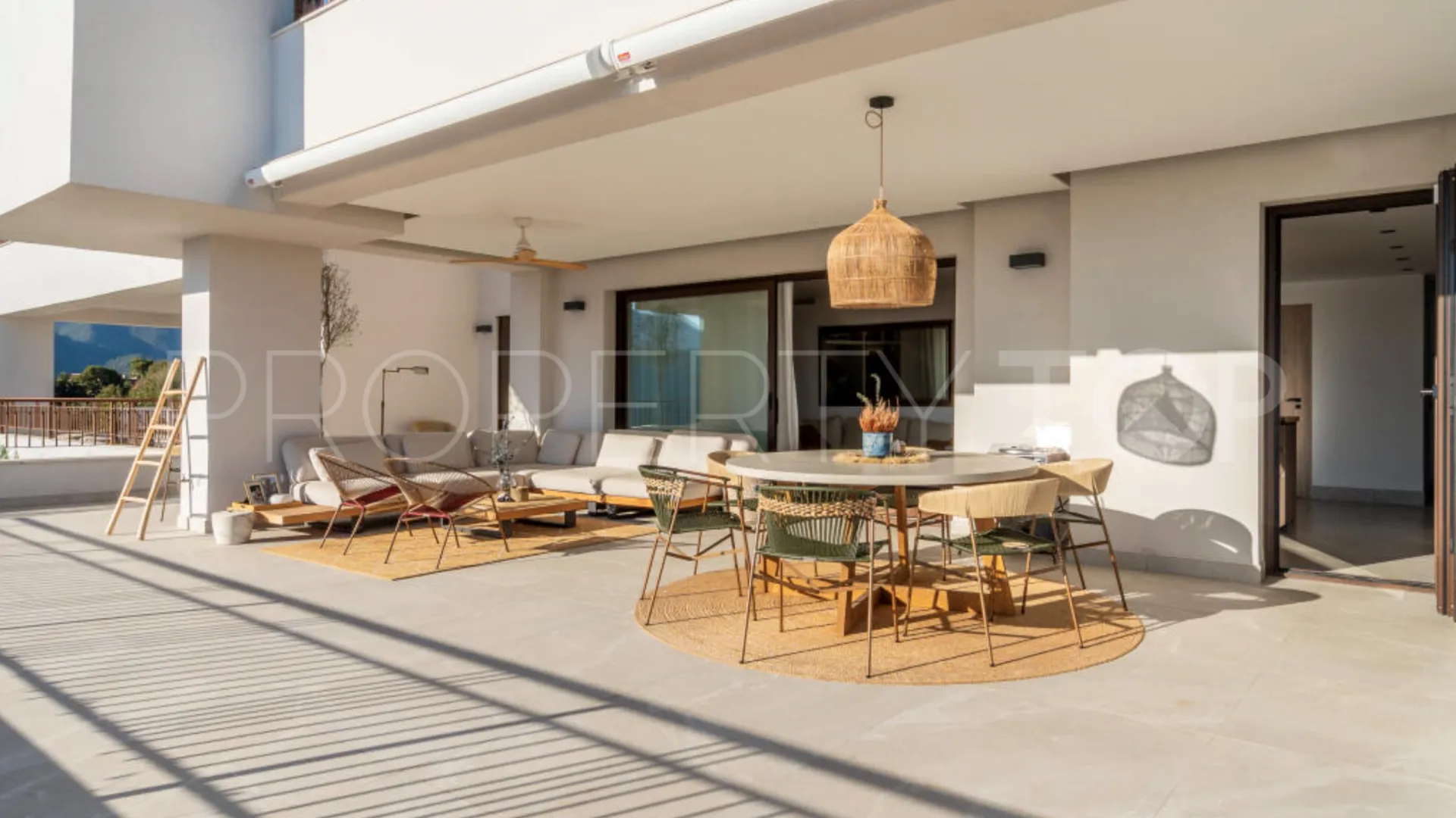 Se vende apartamento en Almazara Hills de 3 dormitorios