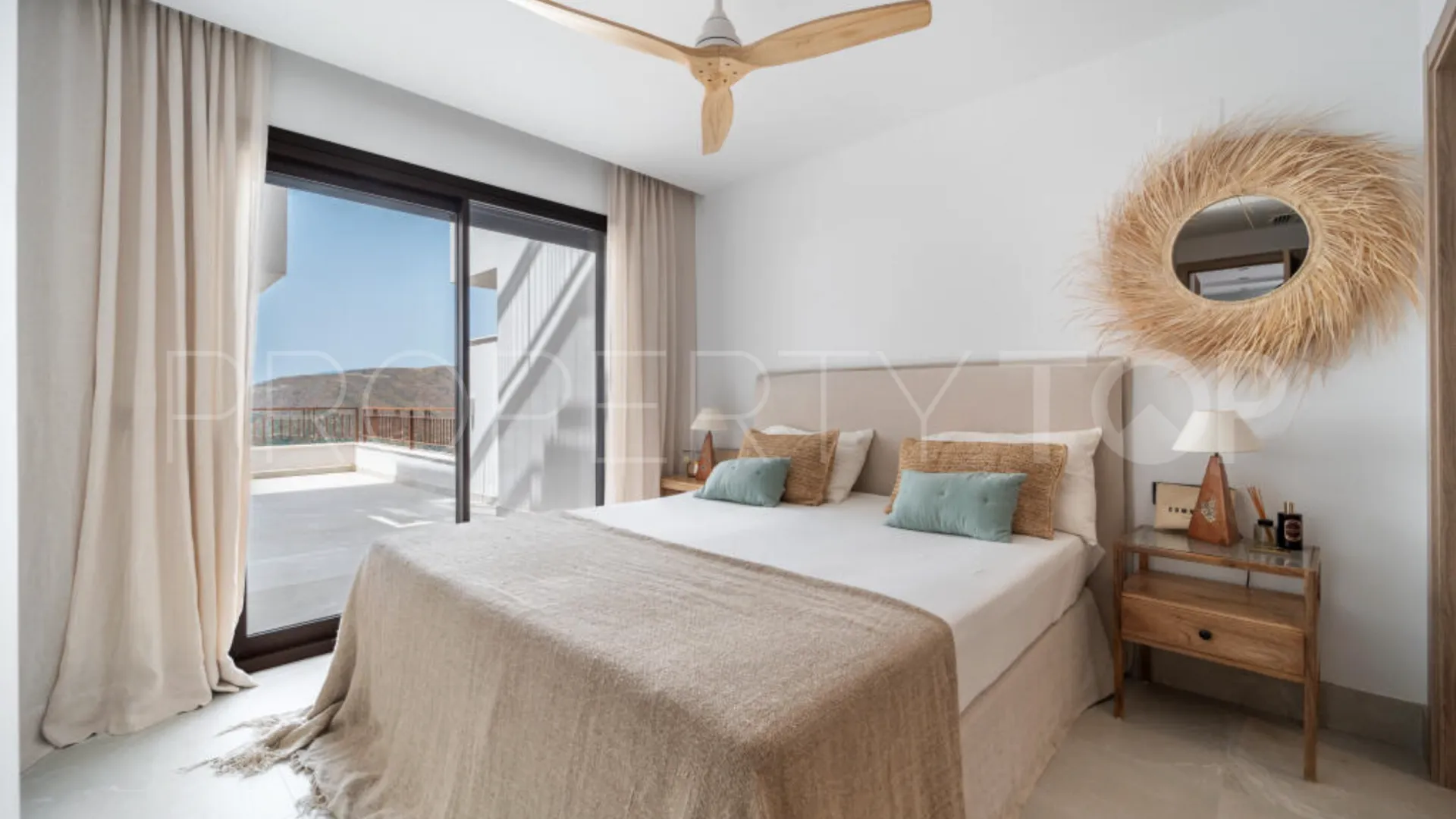 Se vende apartamento en Almazara Hills de 3 dormitorios
