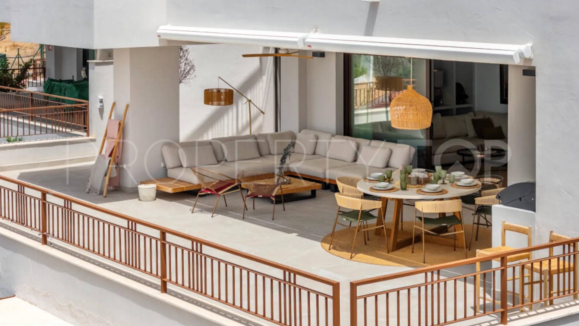 Se vende apartamento en Almazara Hills de 3 dormitorios