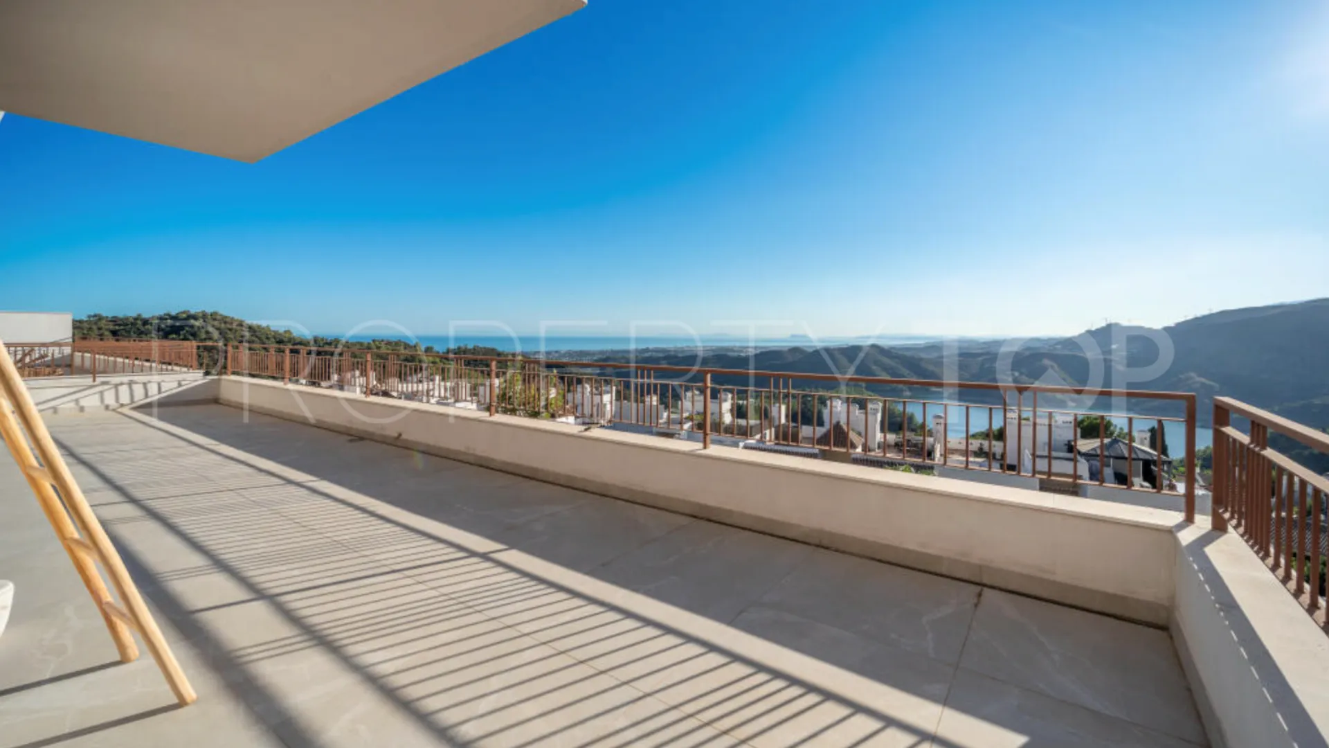 Se vende apartamento en Almazara Hills de 3 dormitorios
