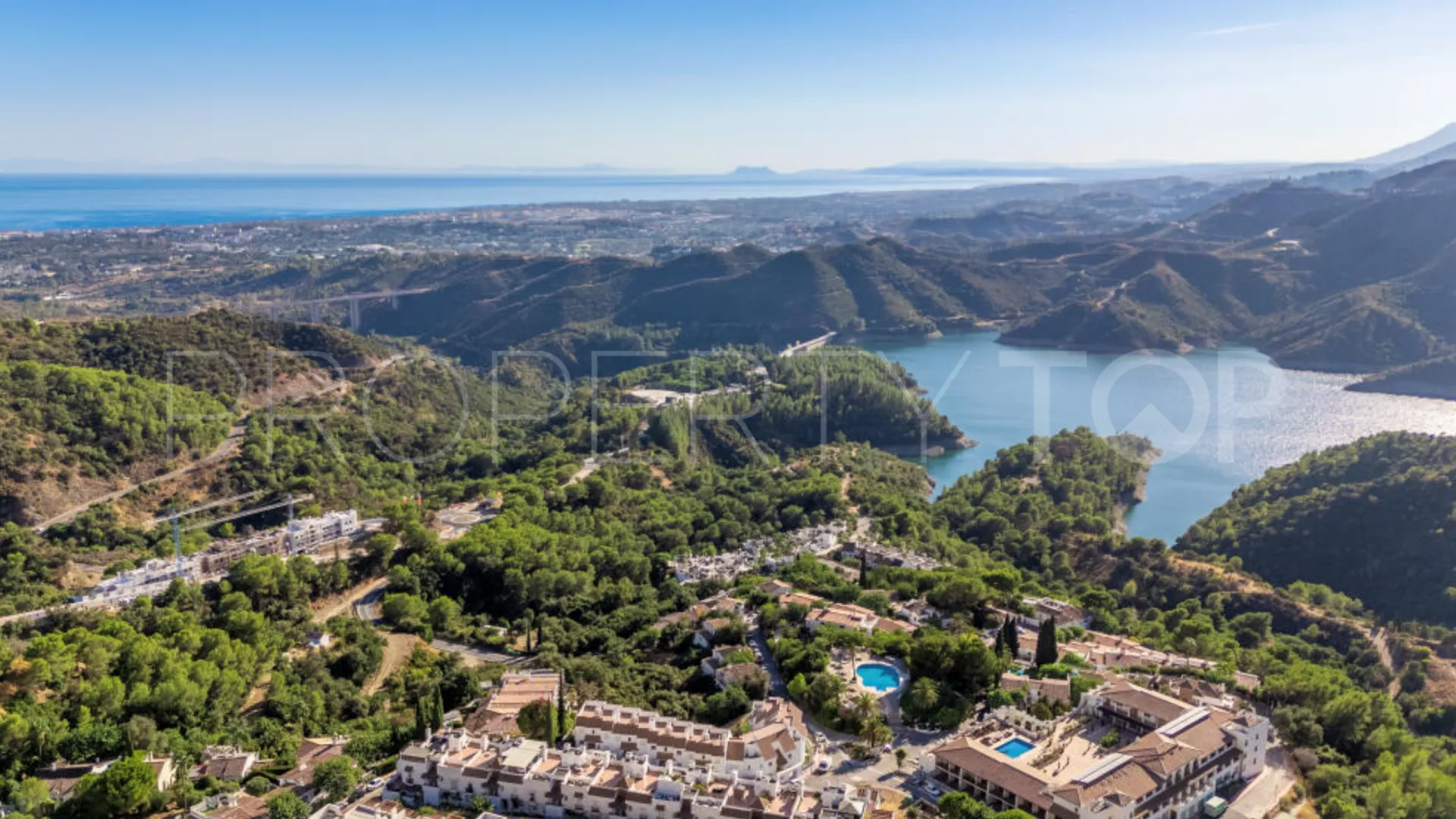Se vende apartamento en Almazara Hills de 3 dormitorios