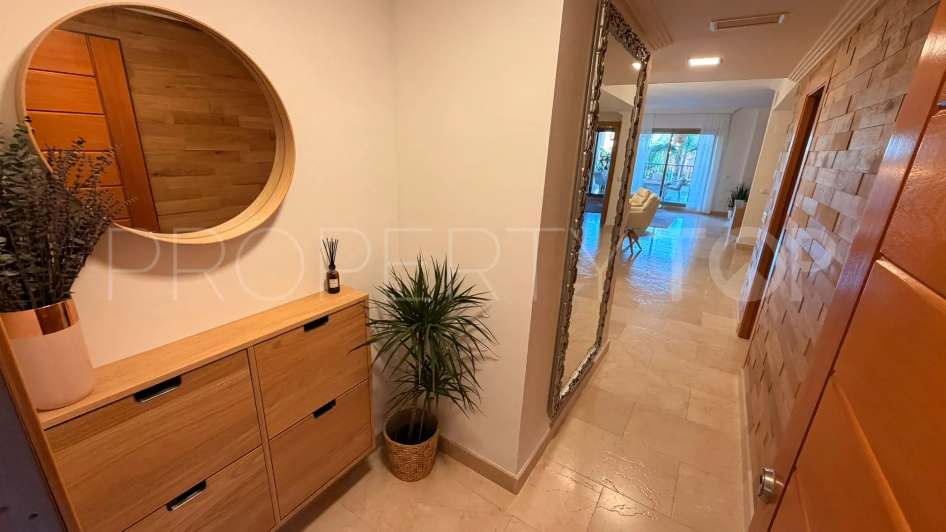 Buy ground floor apartment with 2 bedrooms in Hacienda del Señorio de Cifuentes