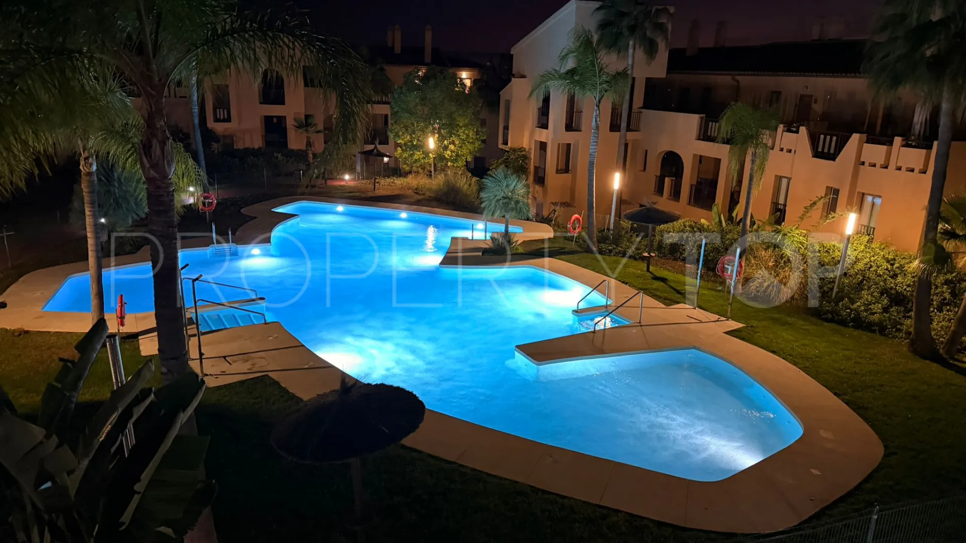 Buy ground floor apartment with 2 bedrooms in Hacienda del Señorio de Cifuentes
