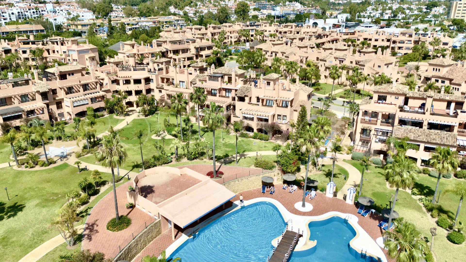 For sale 2 bedrooms apartment in Hacienda del Sol