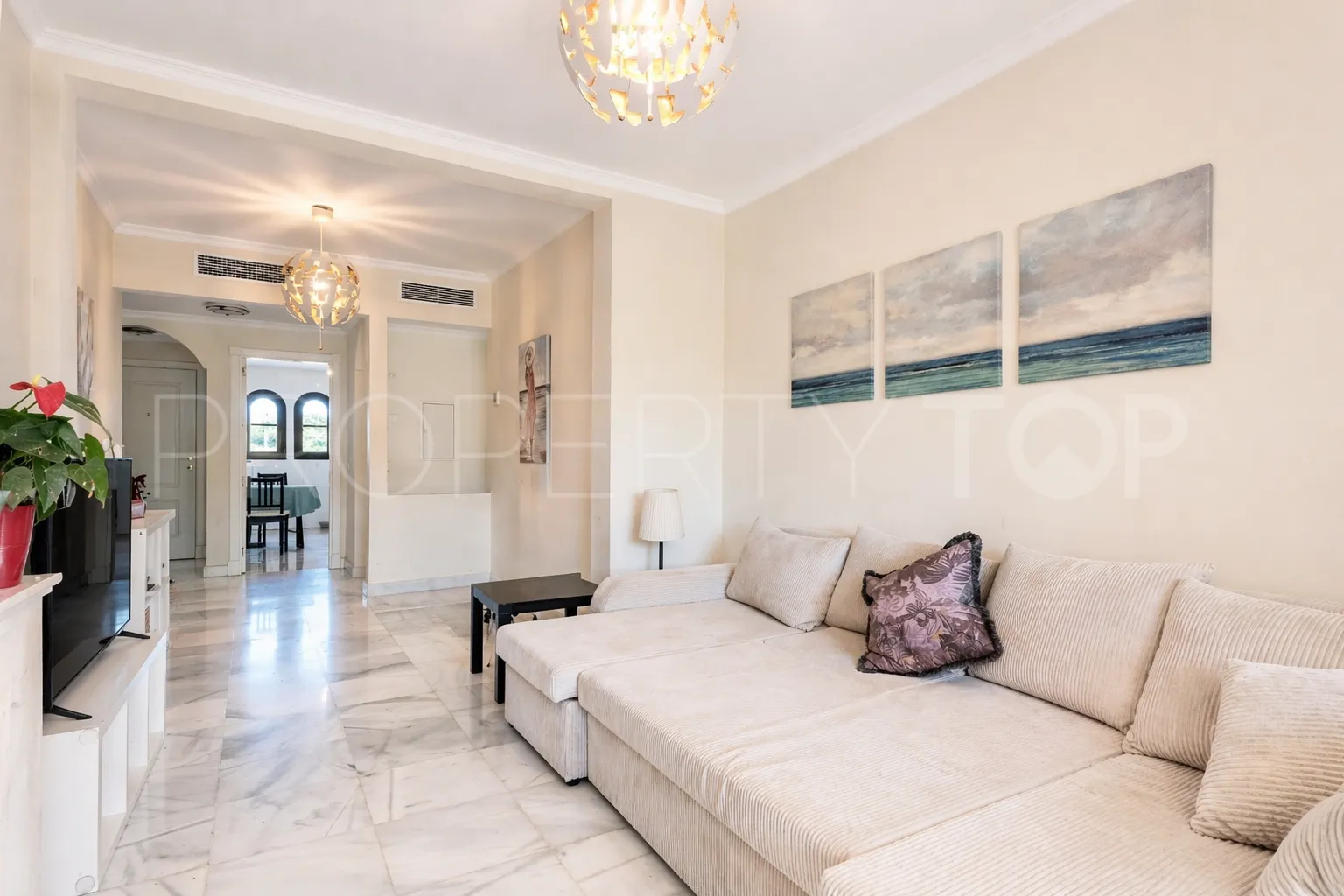 For sale 2 bedrooms apartment in Hacienda del Sol