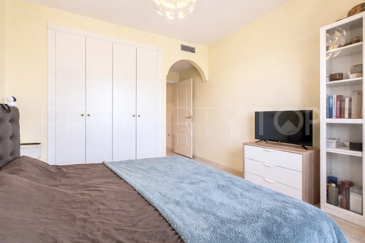 For sale 2 bedrooms apartment in Hacienda del Sol