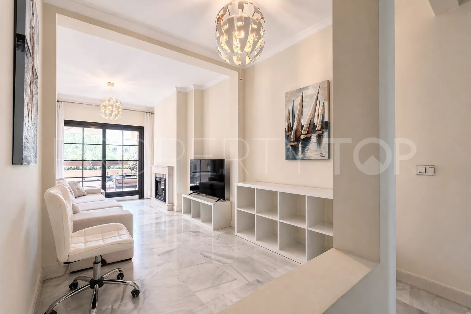 For sale 2 bedrooms apartment in Hacienda del Sol