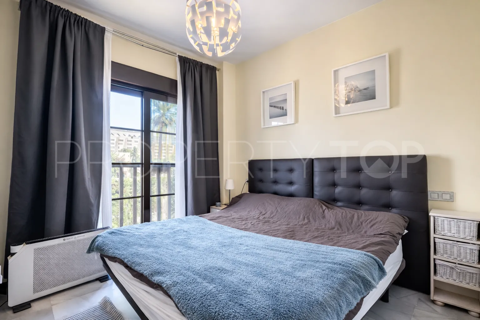 For sale 2 bedrooms apartment in Hacienda del Sol