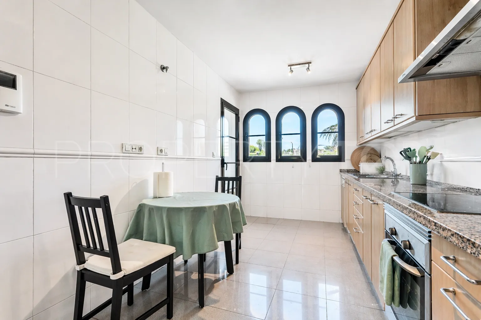 For sale 2 bedrooms apartment in Hacienda del Sol
