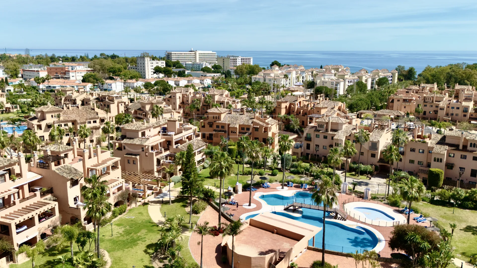 For sale 2 bedrooms apartment in Hacienda del Sol