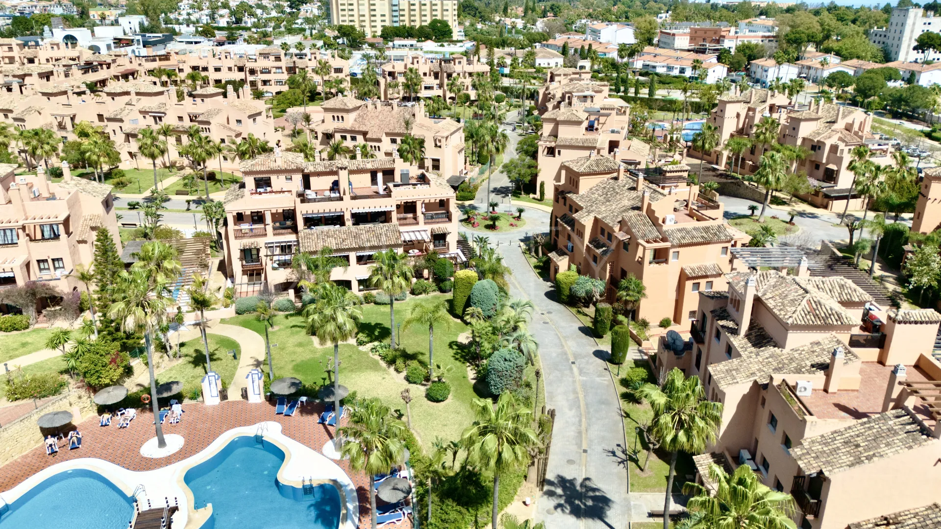 For sale 2 bedrooms apartment in Hacienda del Sol