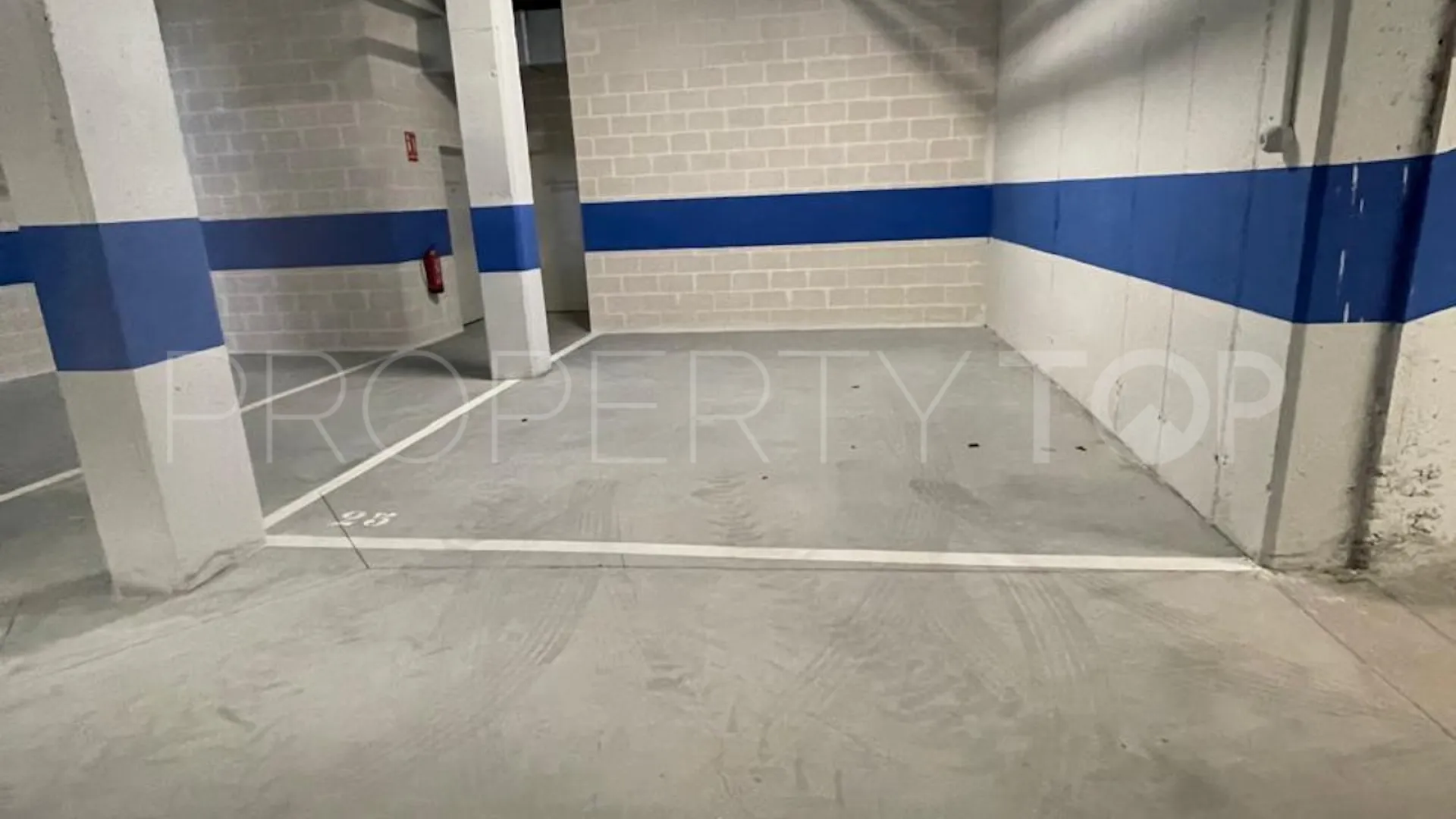 Estepona Este, apartamento en venta de 3 dormitorios