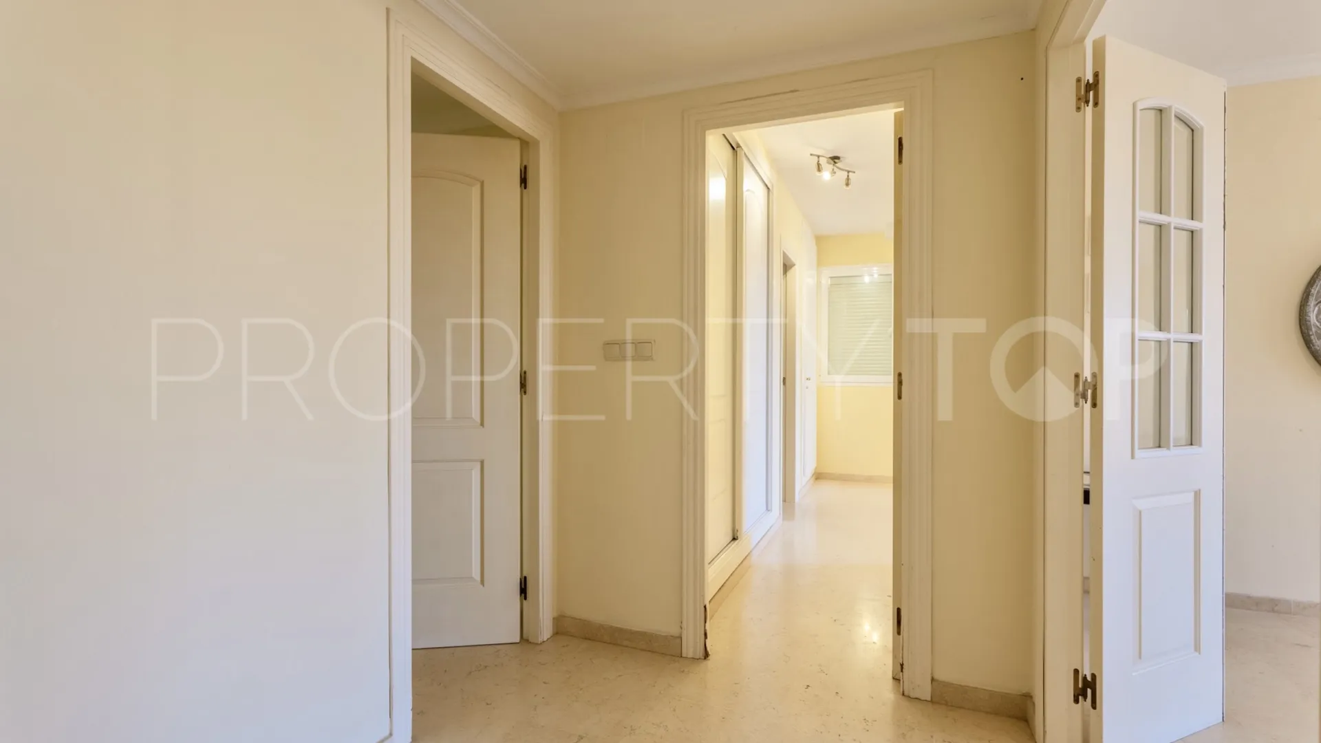 Santa Maria, apartamento planta baja de 3 dormitorios en venta