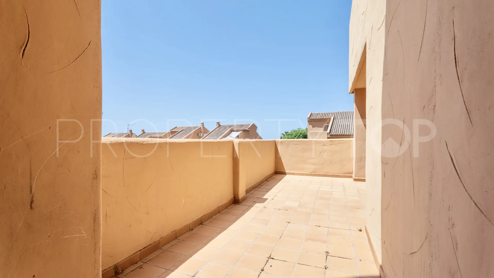 Santa Maria, apartamento planta baja de 3 dormitorios en venta