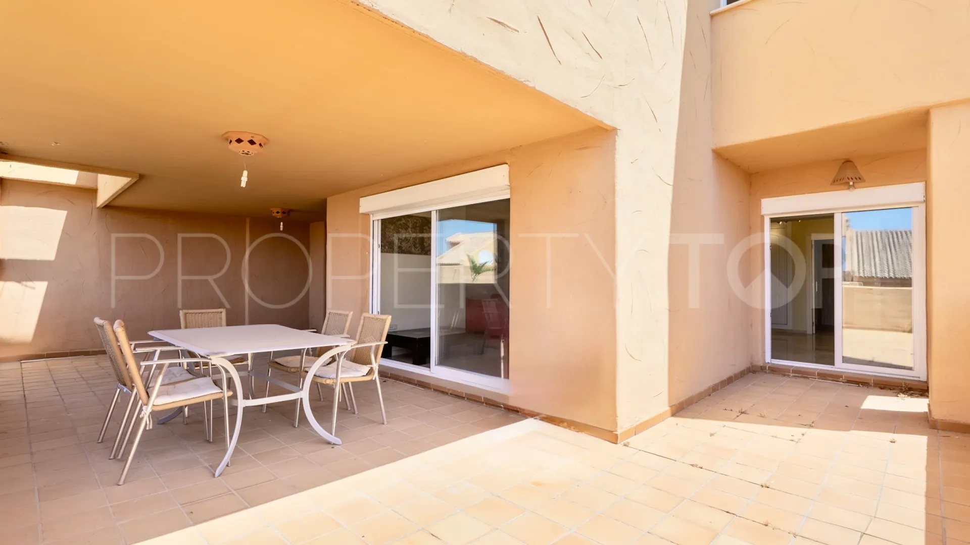 Santa Maria, apartamento planta baja de 3 dormitorios en venta
