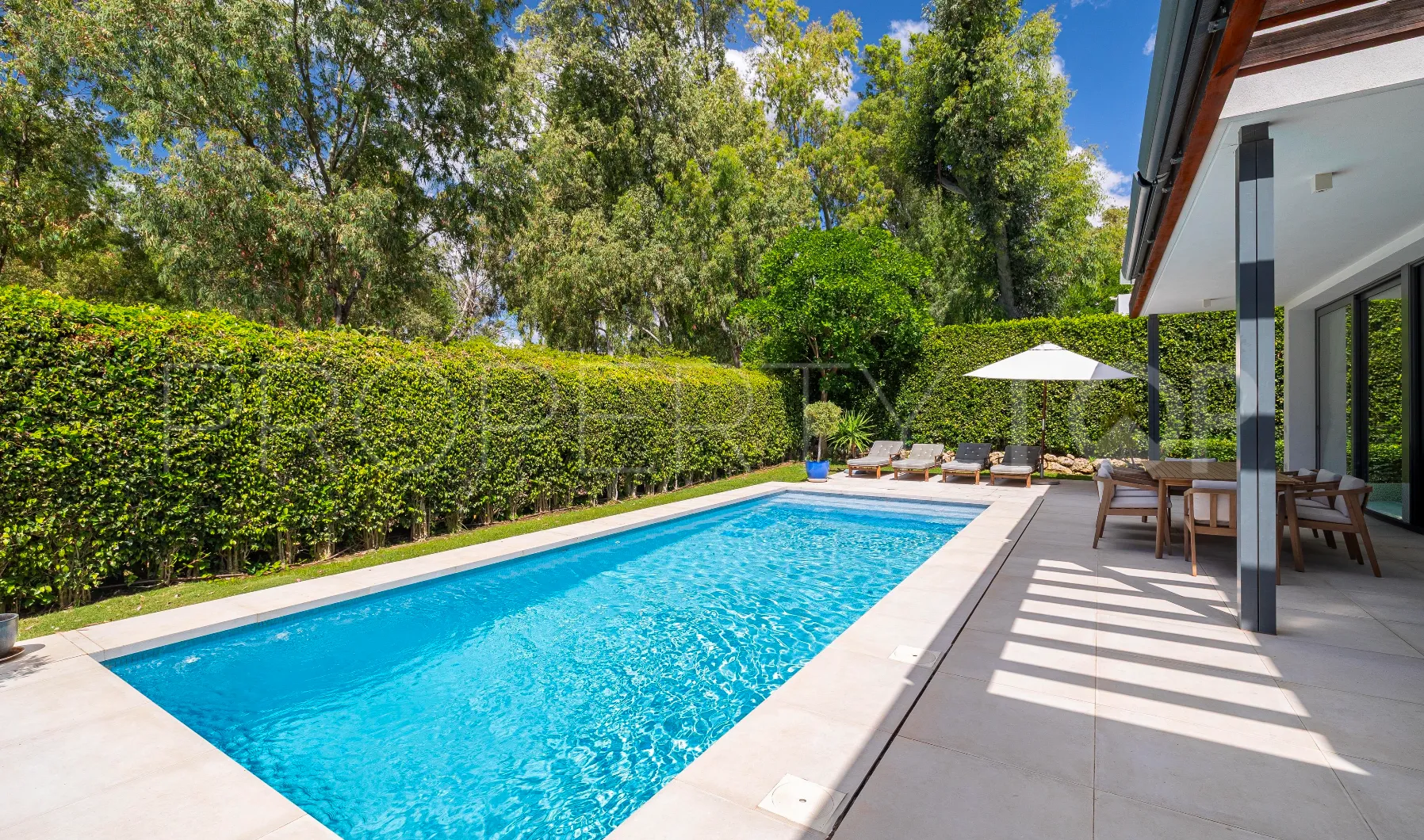 Villa de 4 dormitorios en venta en Marques de Guadalmina