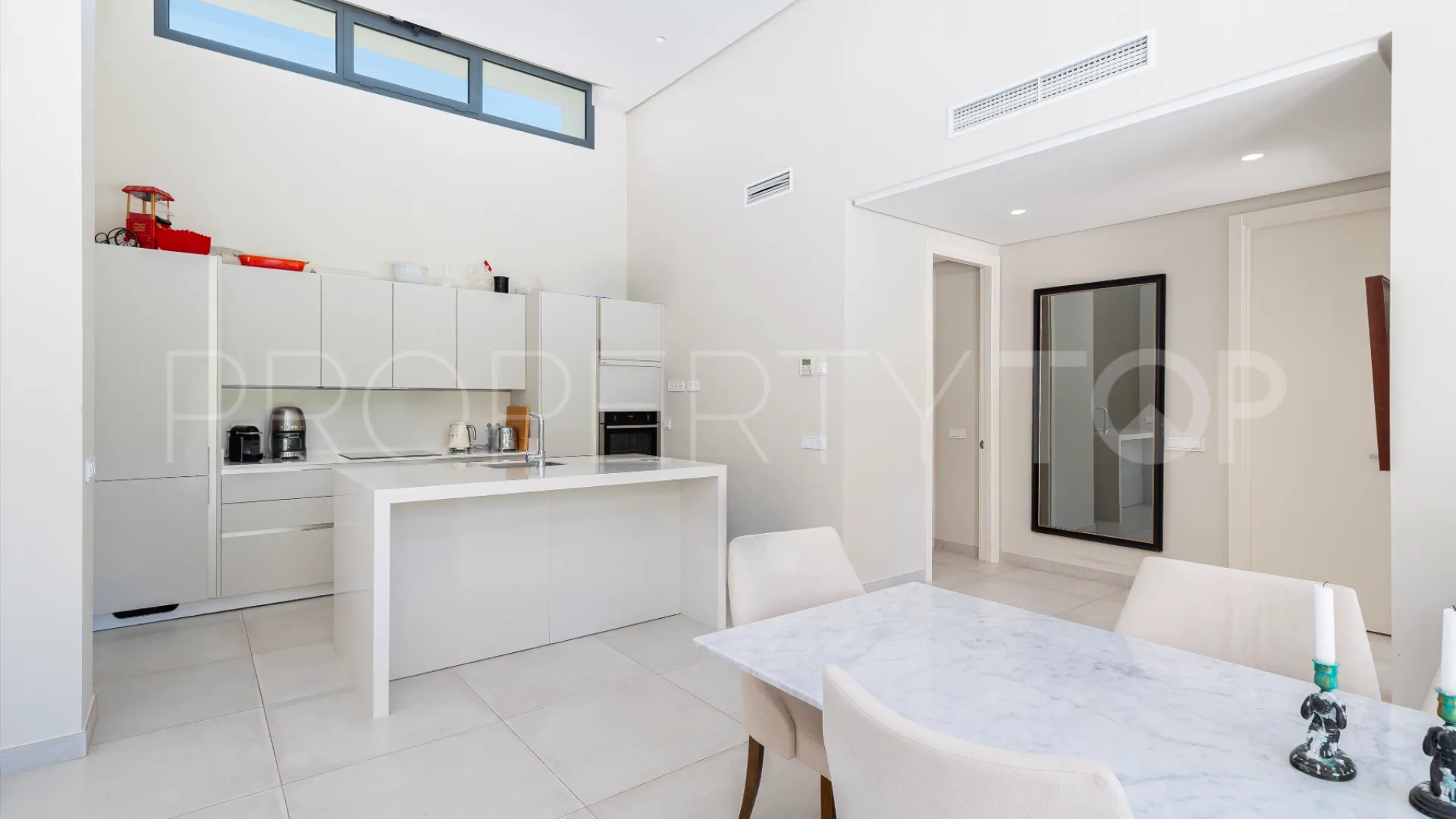 Villa de 4 dormitorios en venta en Marques de Guadalmina